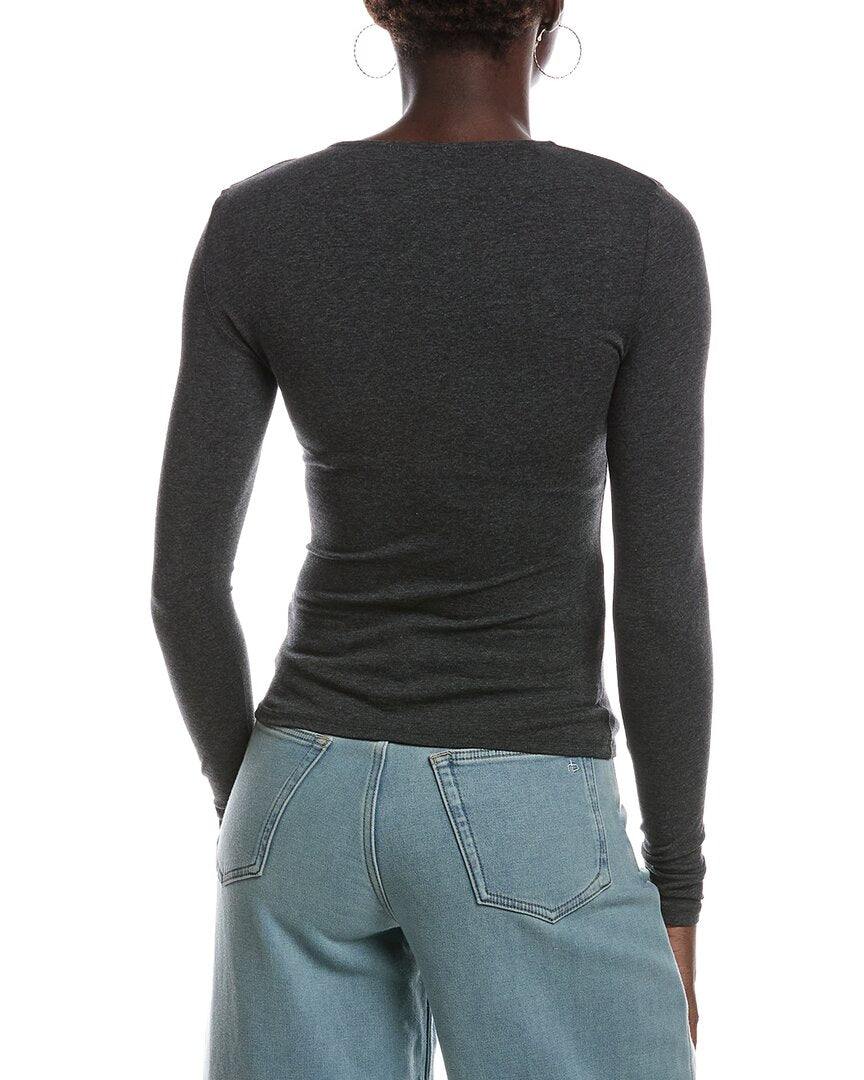 Top con cuello en V