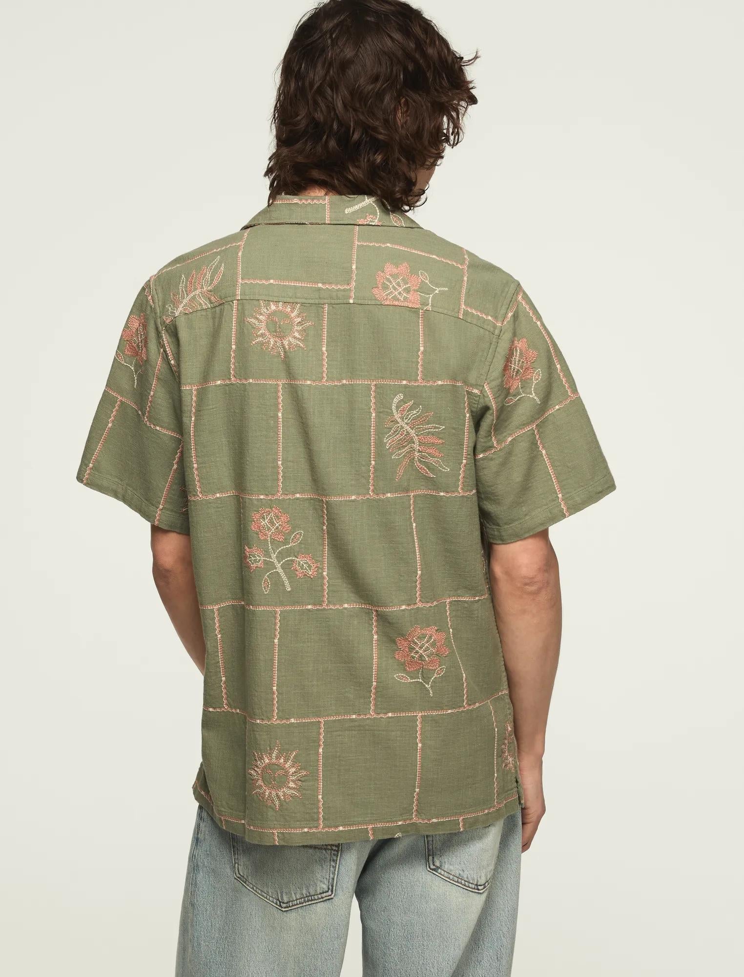 Camisa de hombre