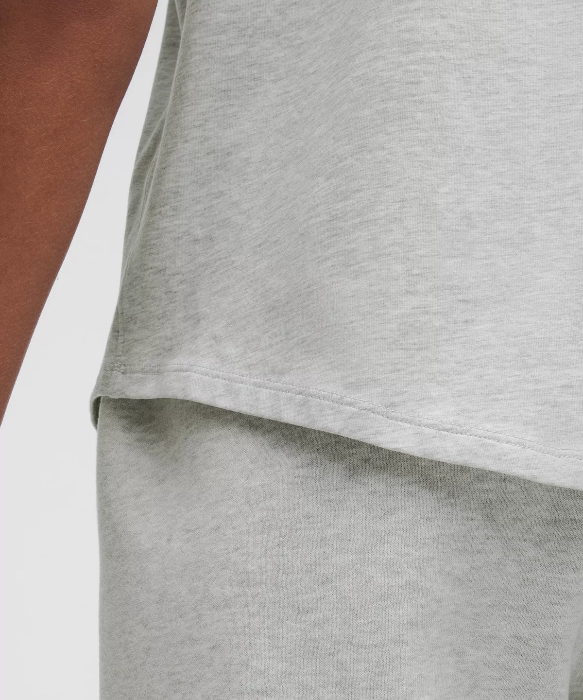 Camiseta con cuello en V