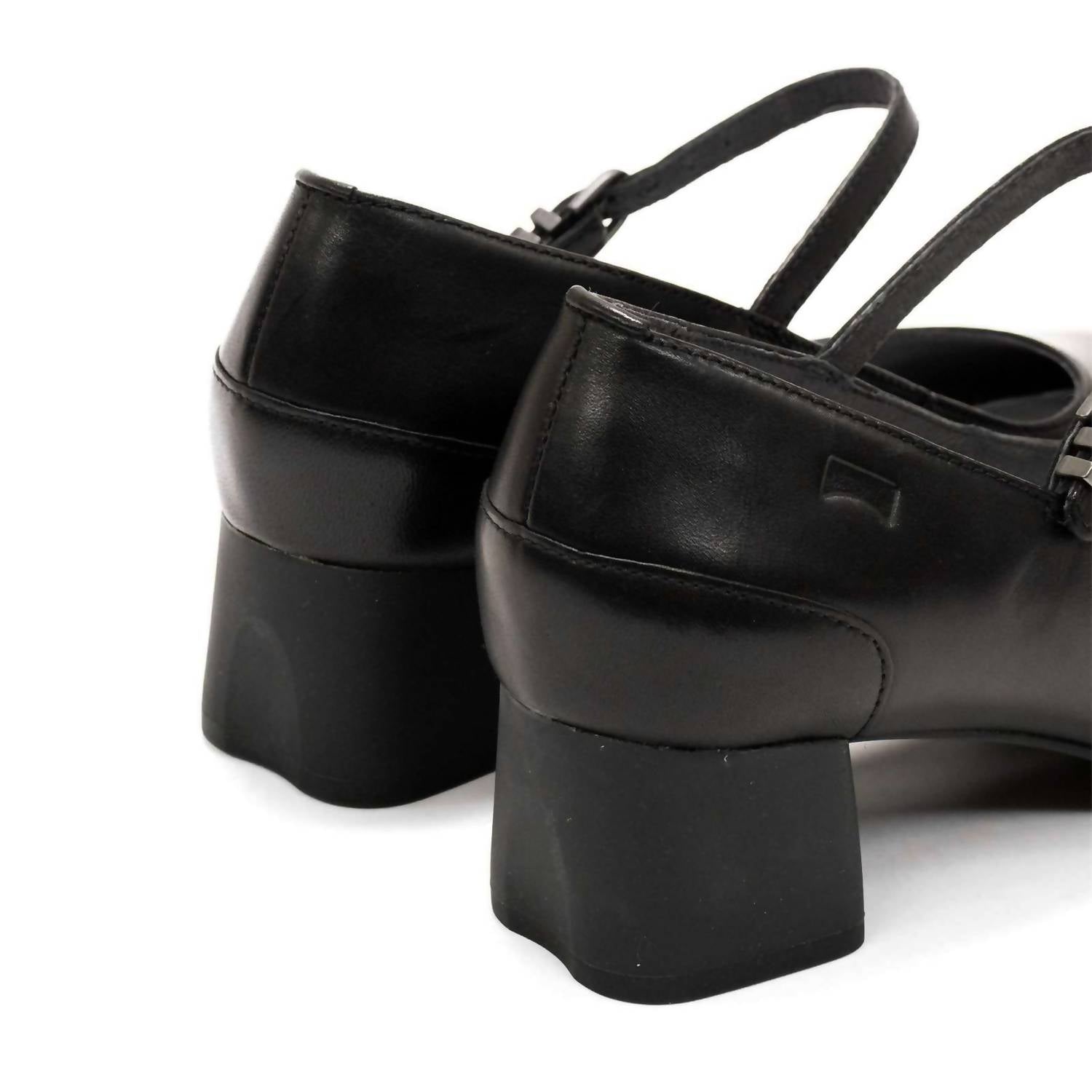 Zapatos de mujer color negro