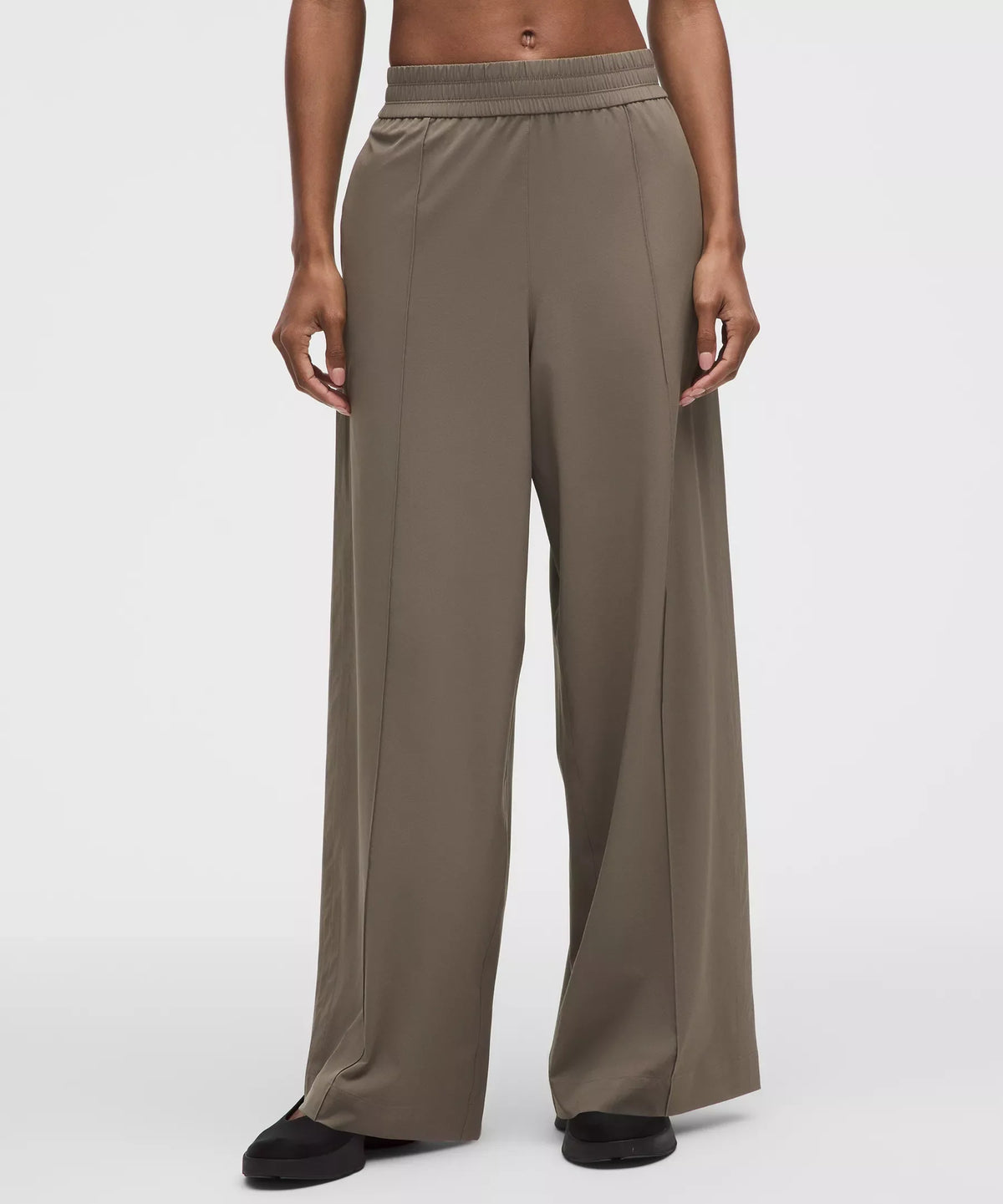Pantalón de tiro medio