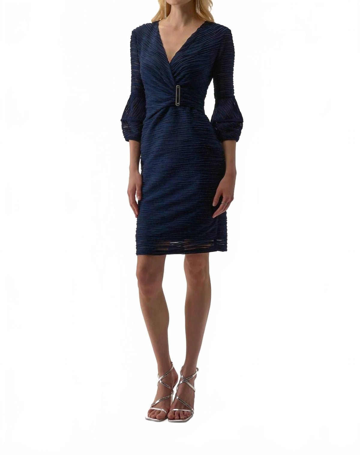Vestido con pliegues color azul