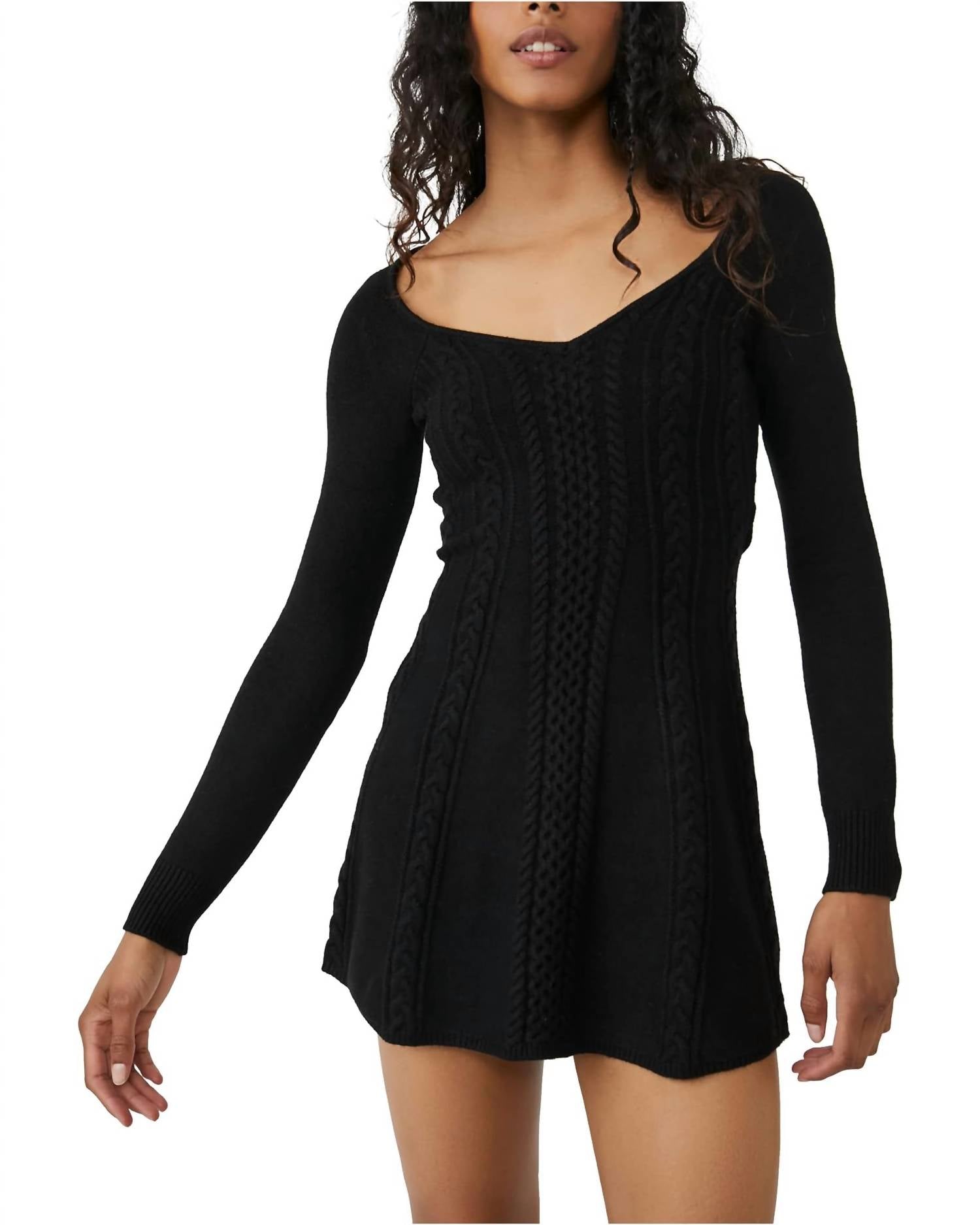 Vestido corto color negro