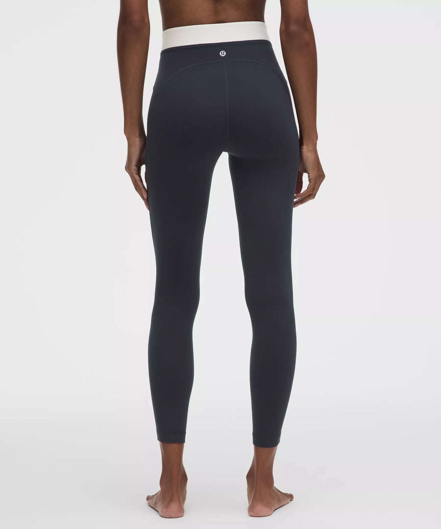 Pantalón de tiro alto