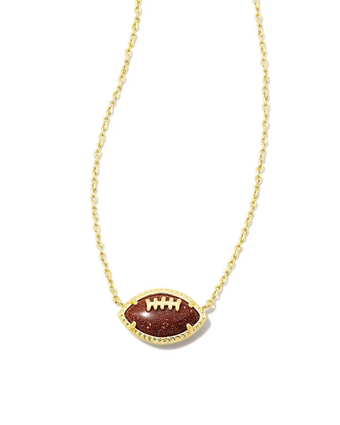 Collar de mujer color dorado