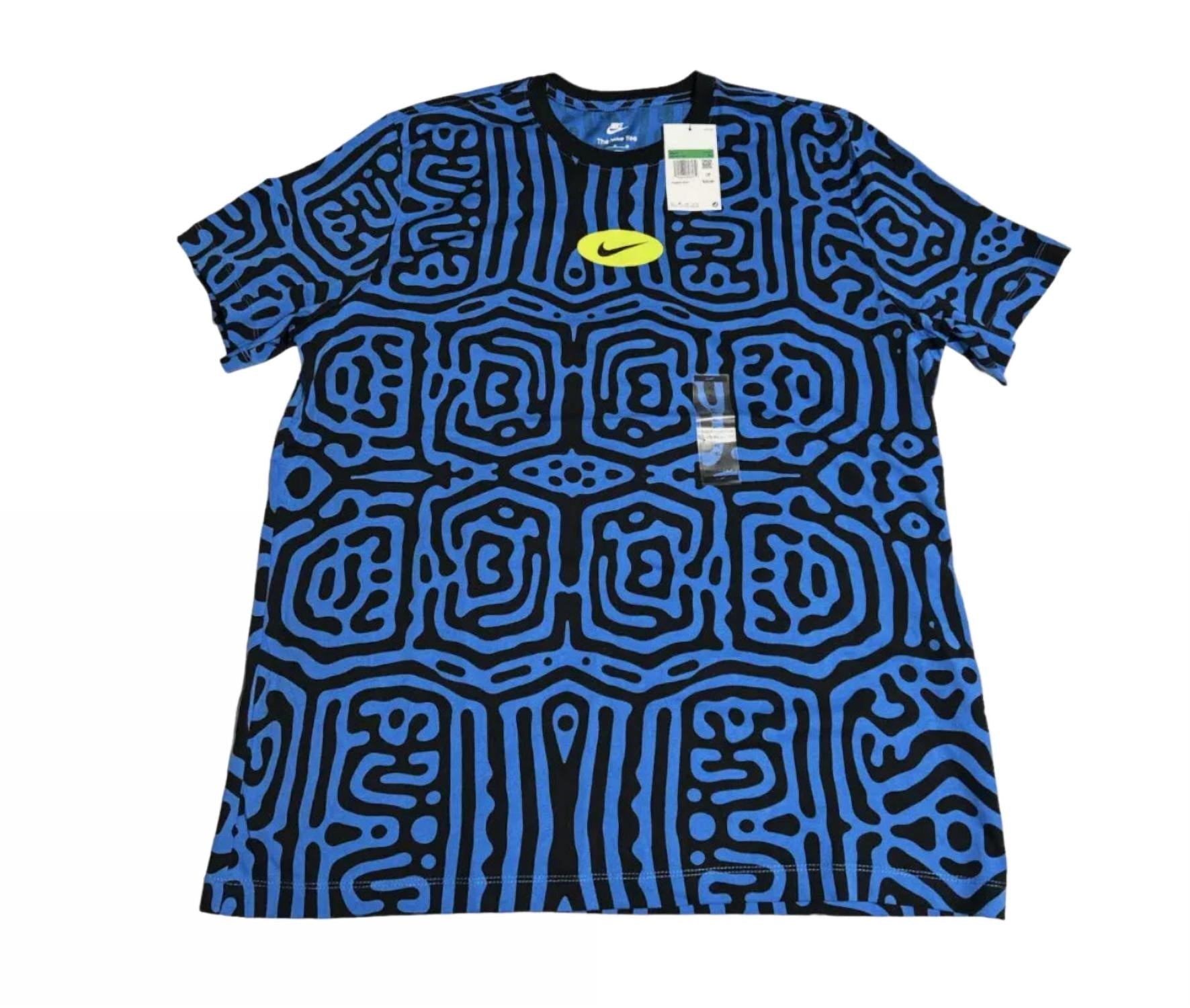 Camiseta con estampado color negro y azul
