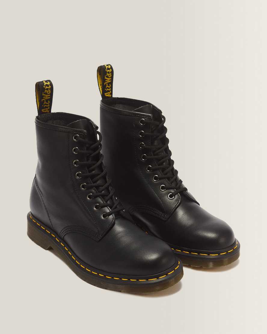 Botas de cuero con cordones