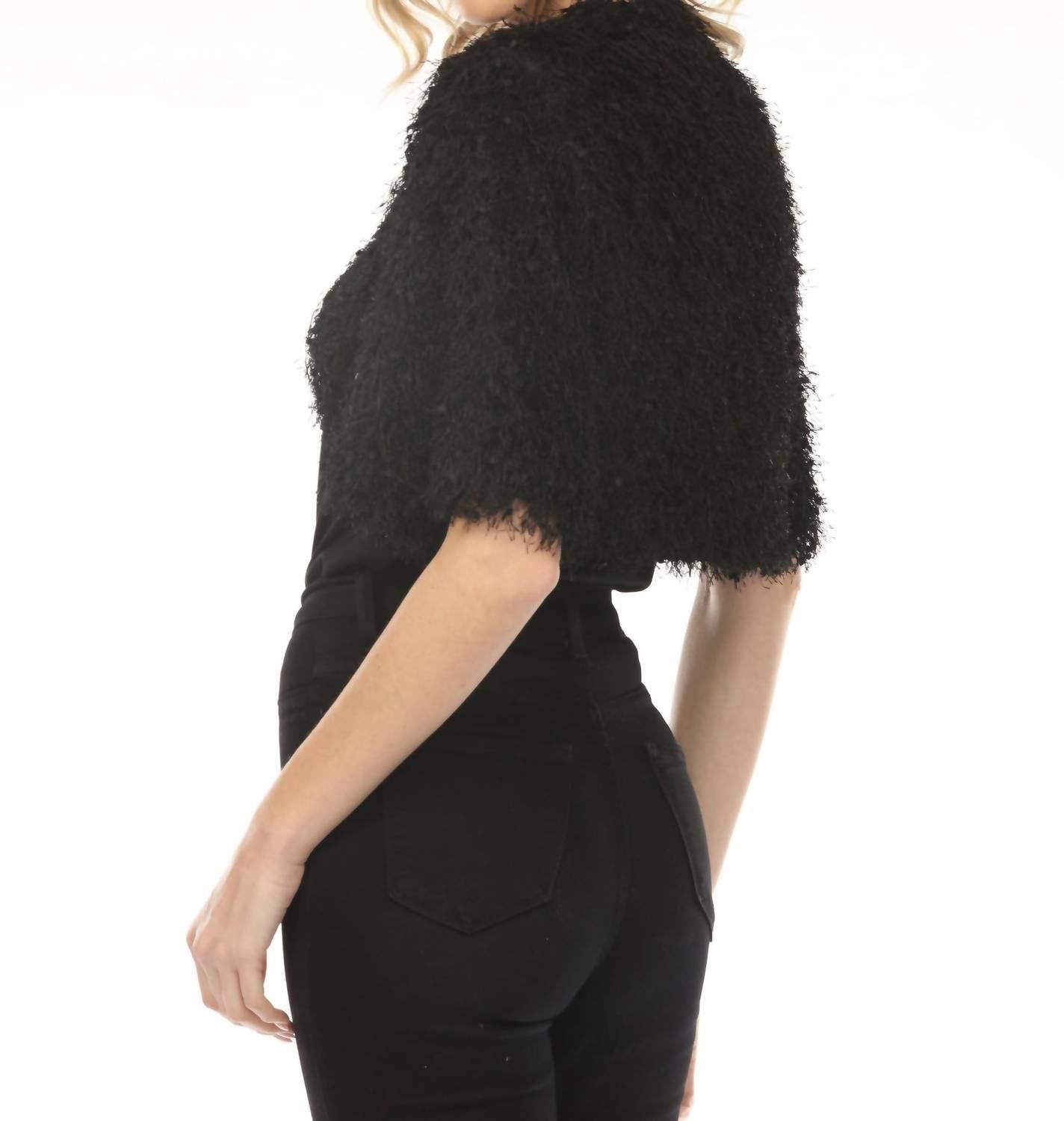 Chaqueta color negro
