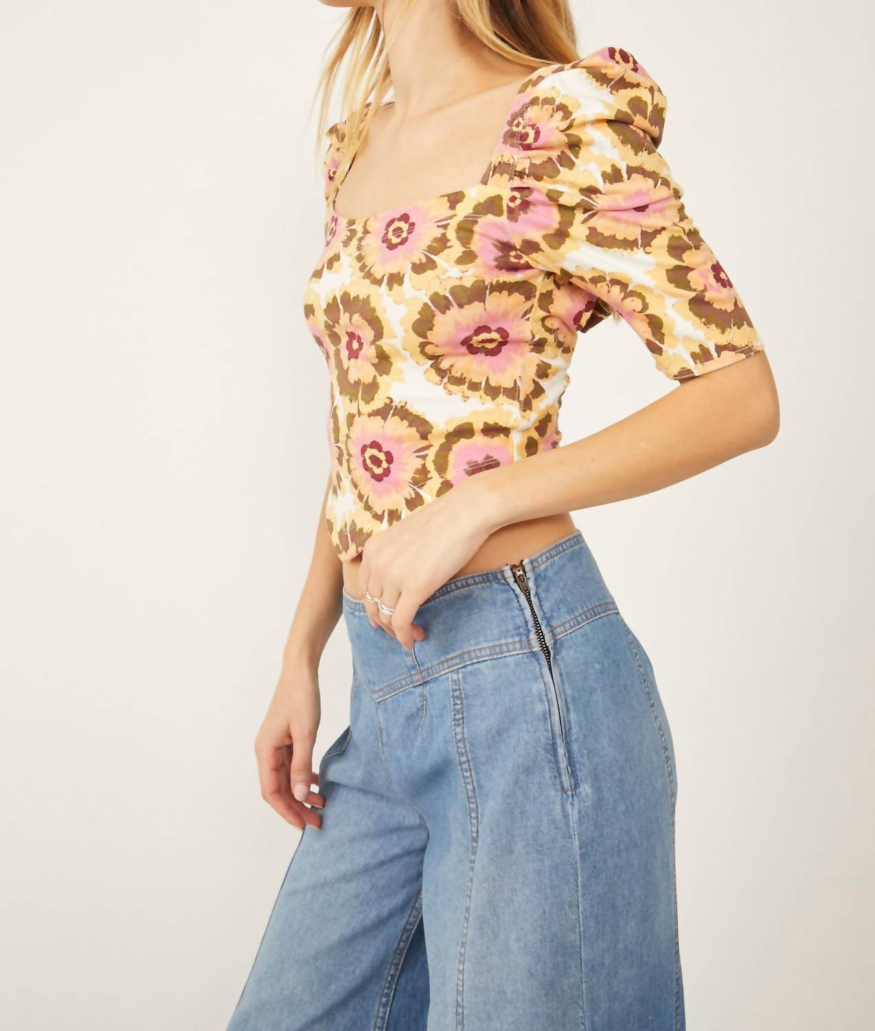 Top color marfil