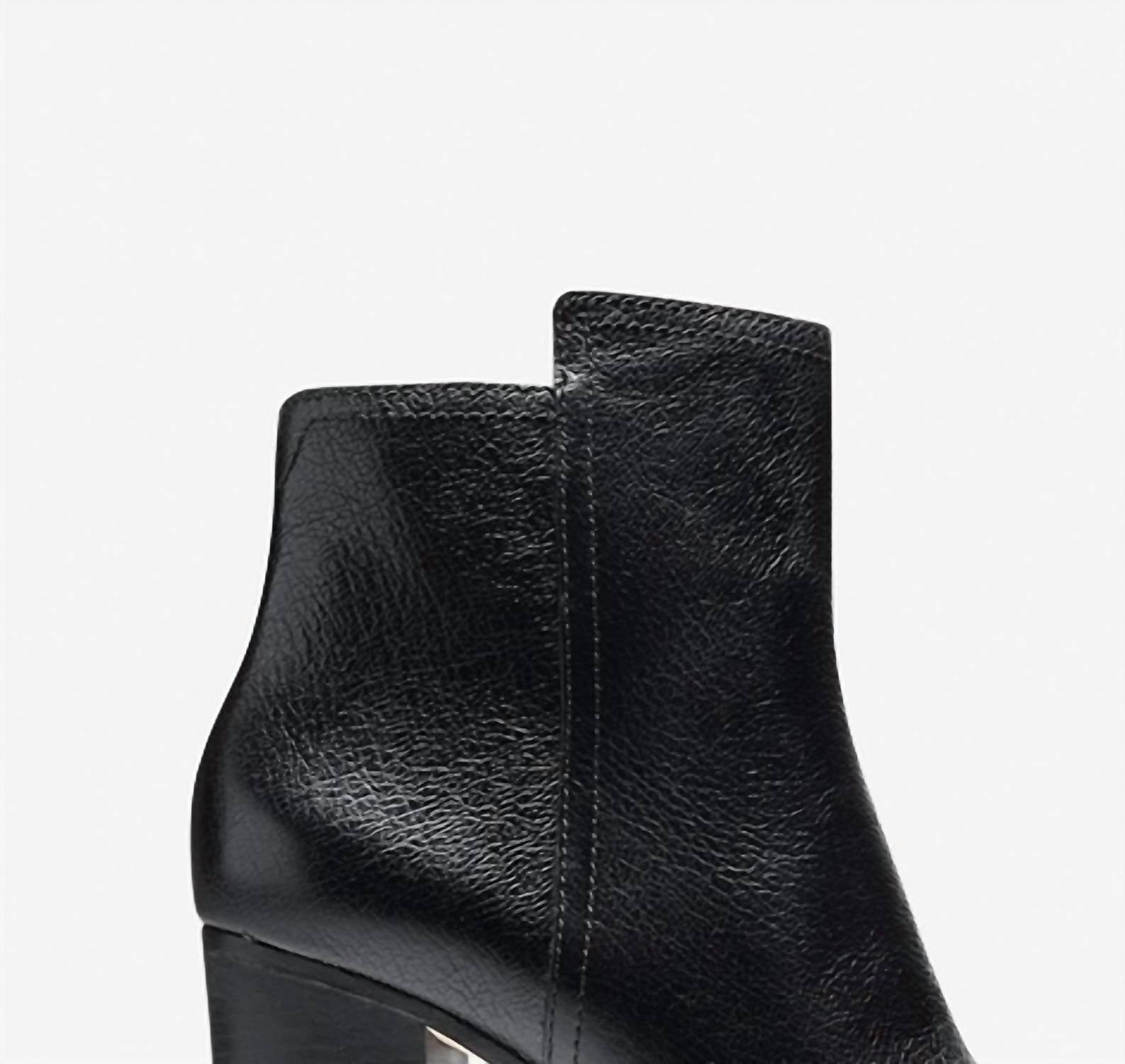 Botines de mujer color negro
