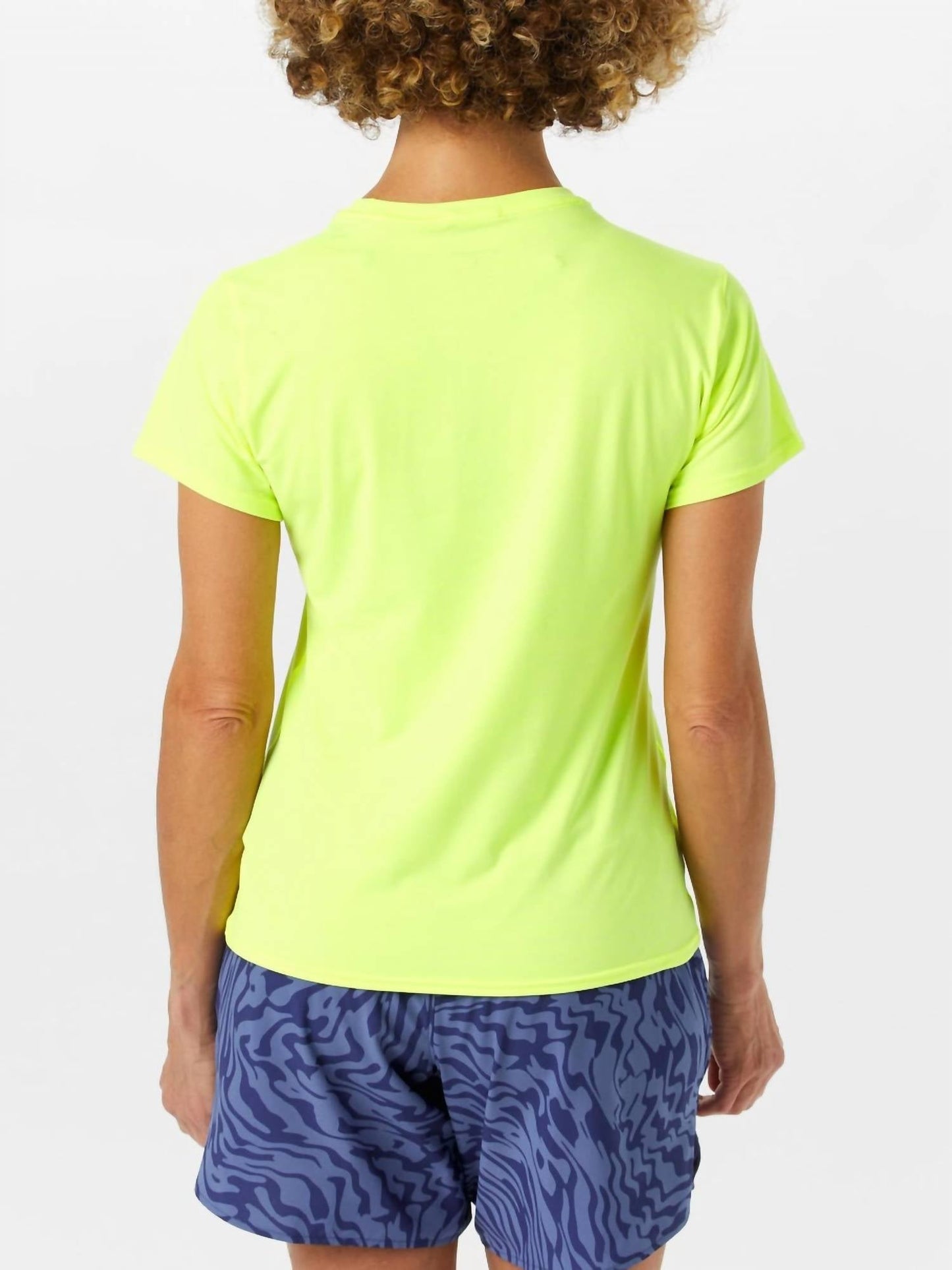 Camiseta de manga corta color amarillo