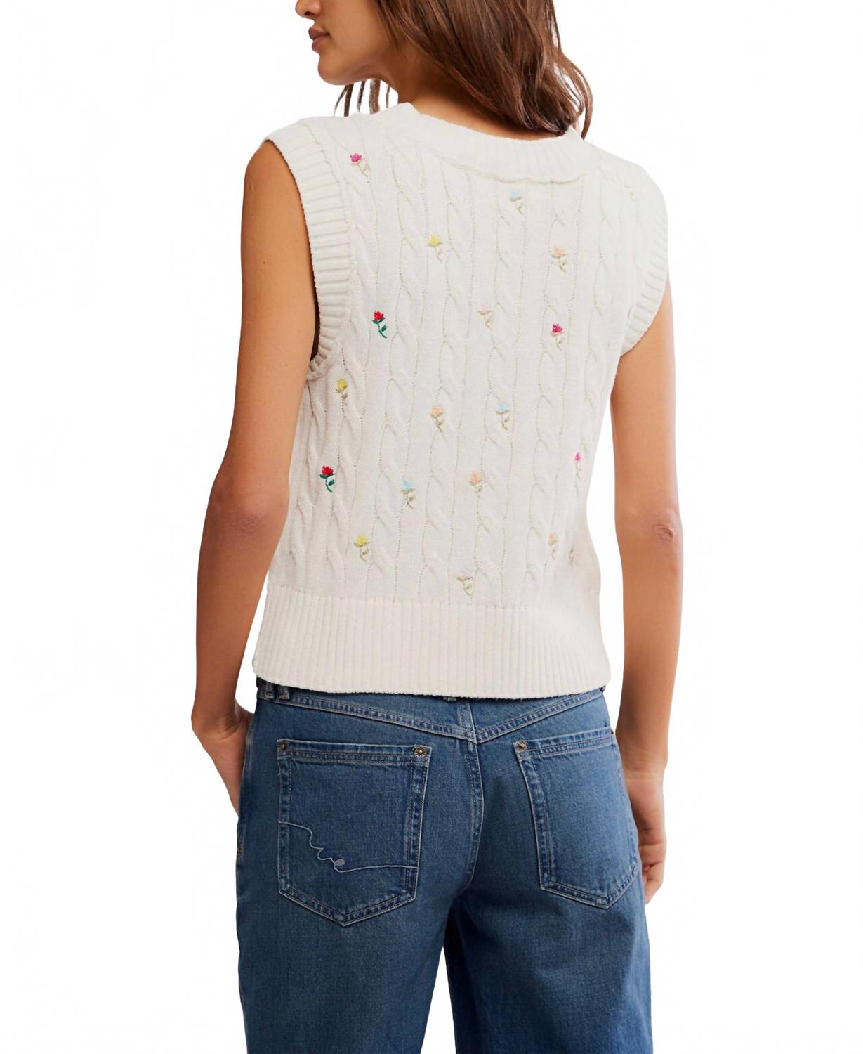 Chaleco con estampado floral color marfil