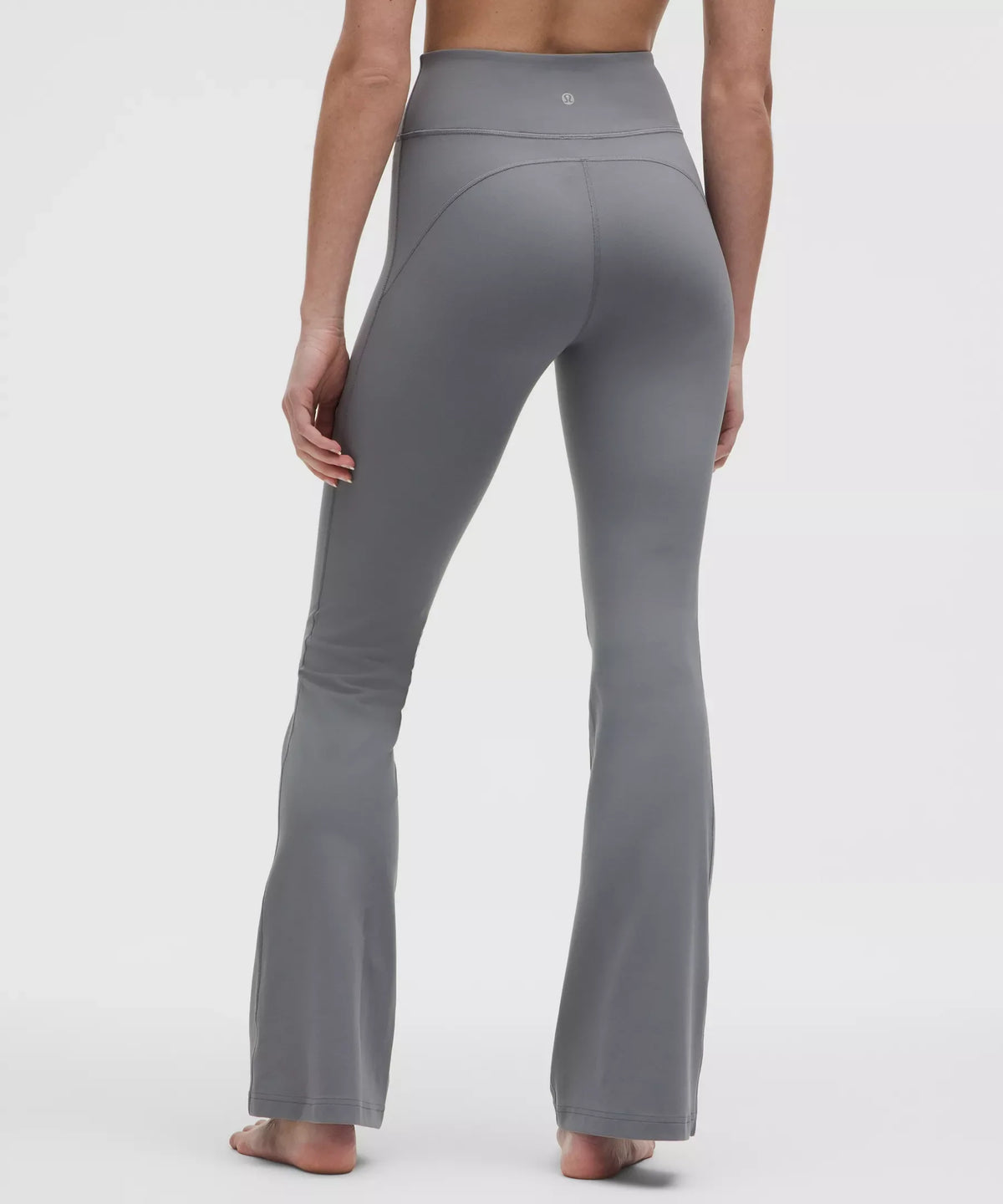 Pantalón de tiro alto