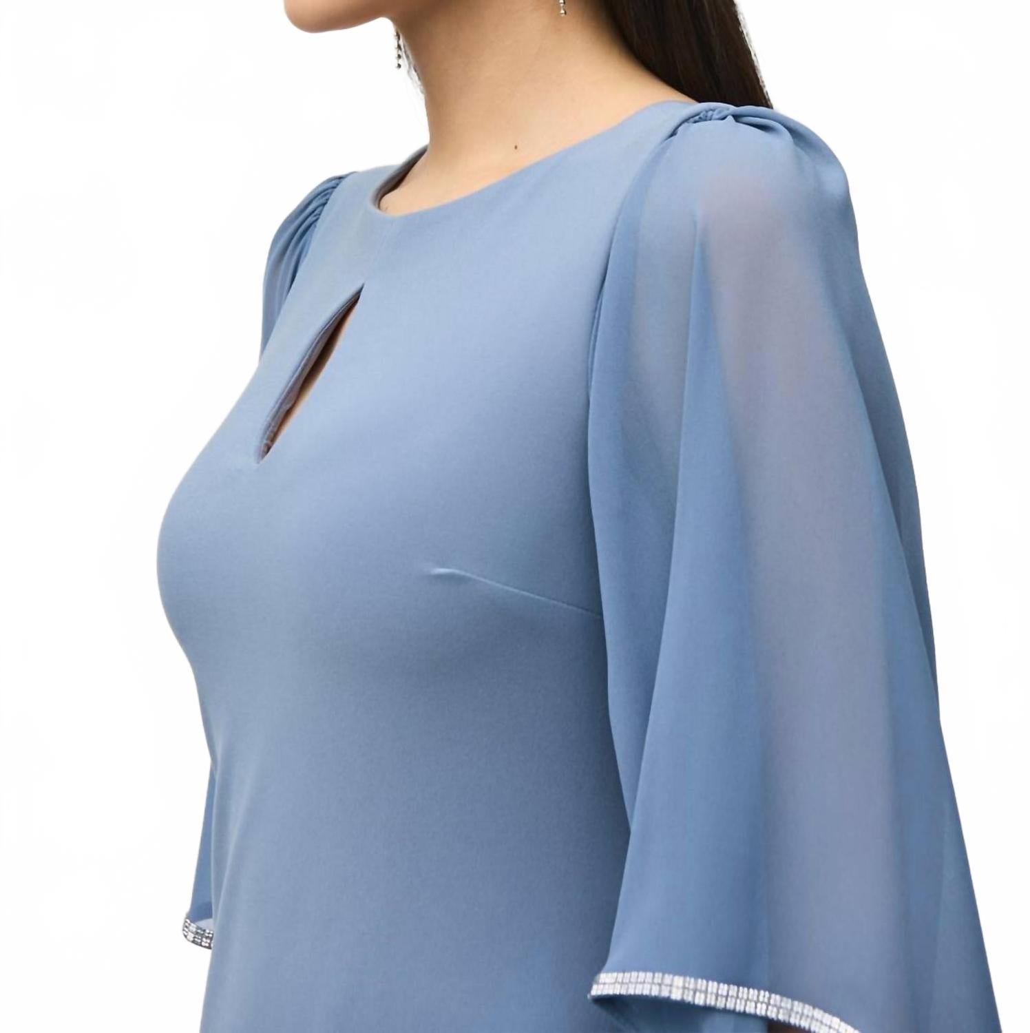 Vestido de gasa color azul