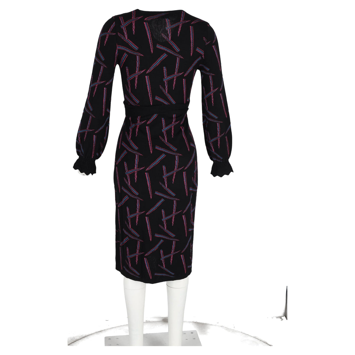 Vestido de lana con estampado color negro y rosado