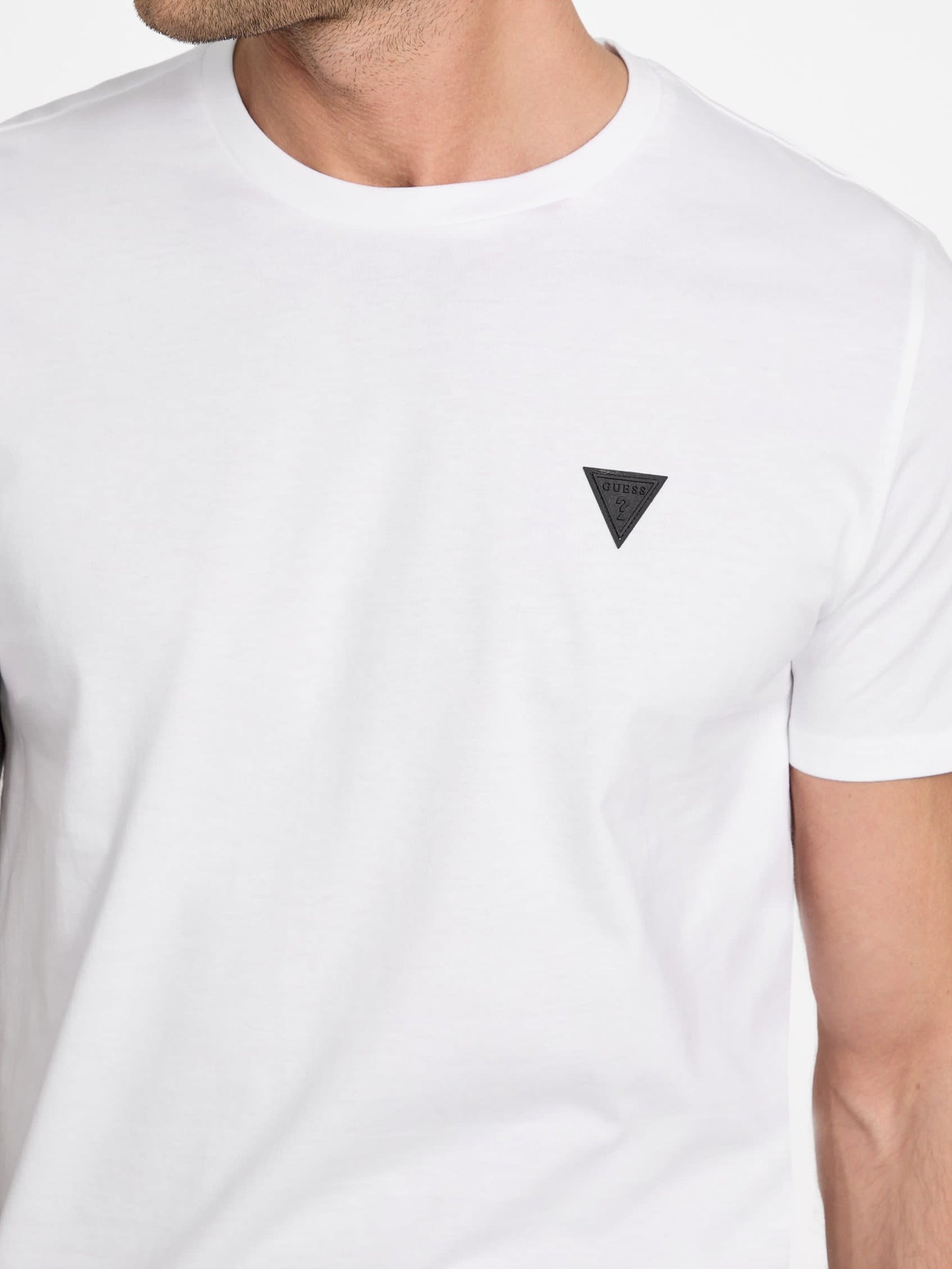 Camiseta con cuello redondo