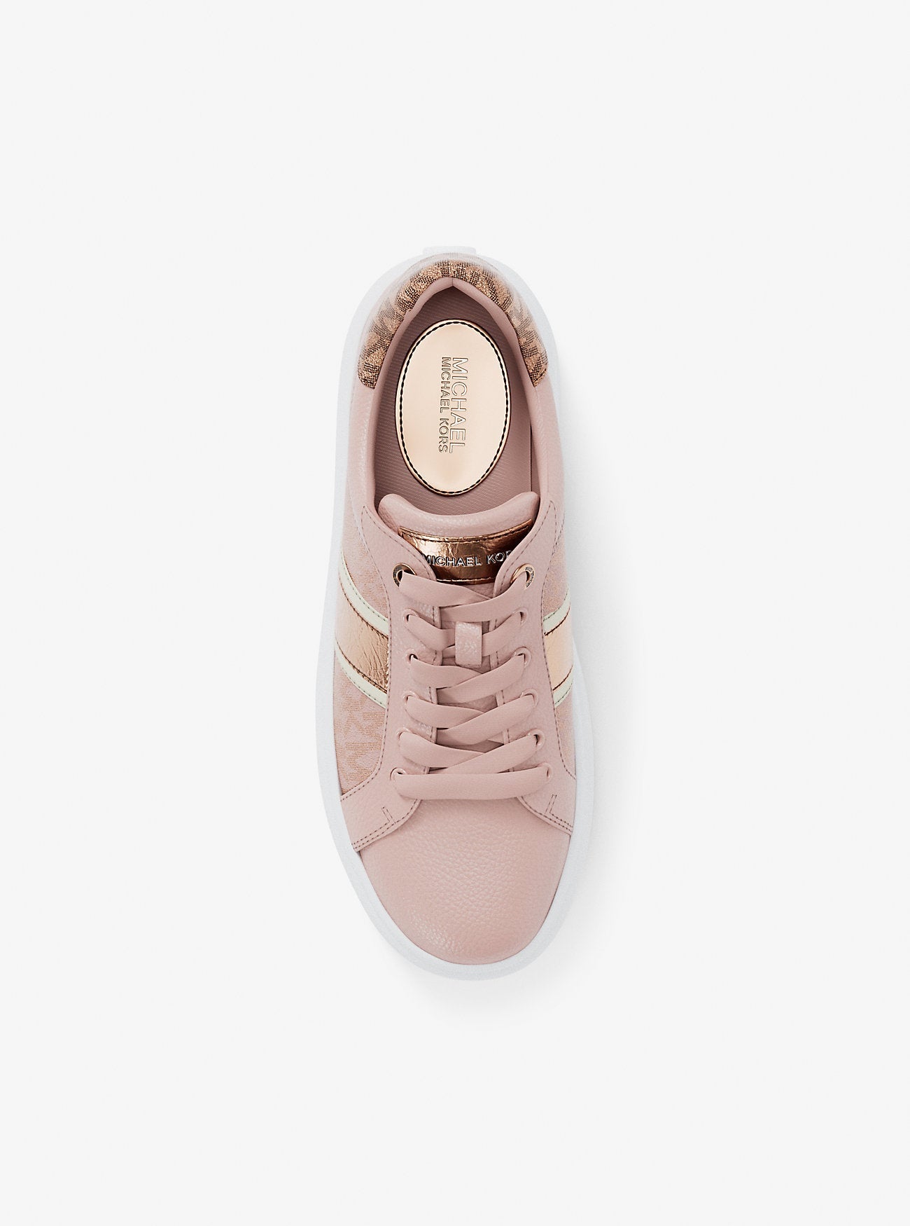Tenis a rayas con plataforma