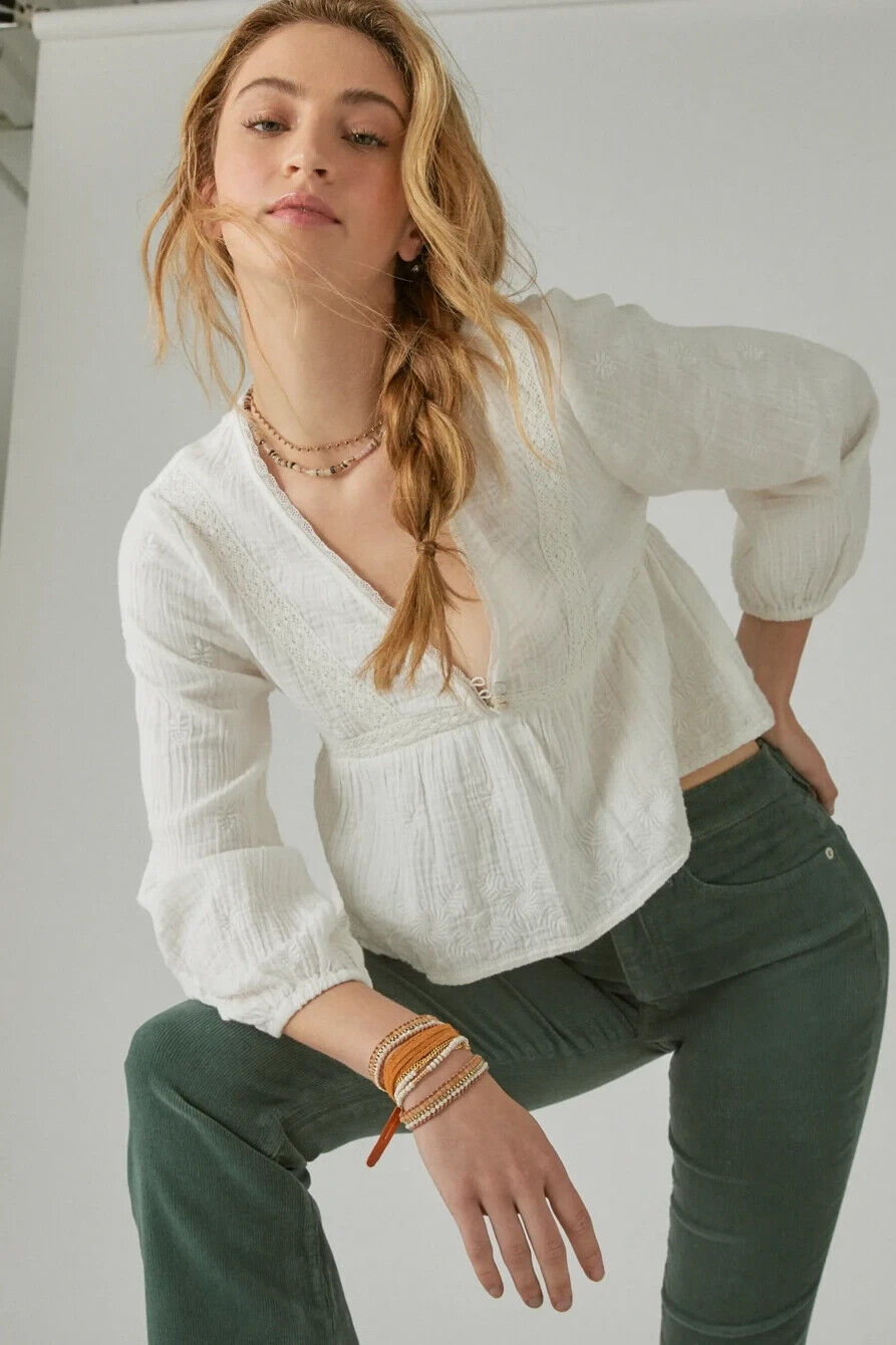 Top de mujer de algodón con cuello en V color blanco