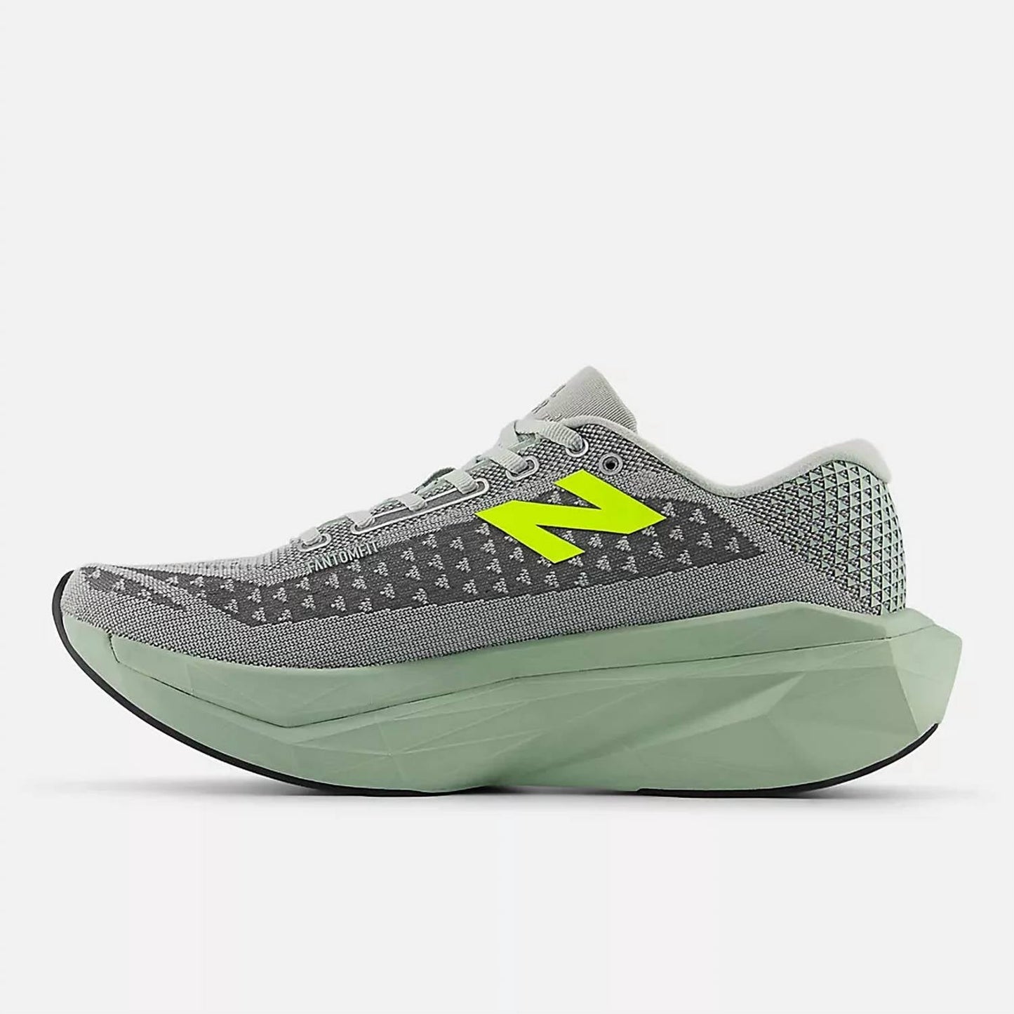 Tenis de hombre color verde