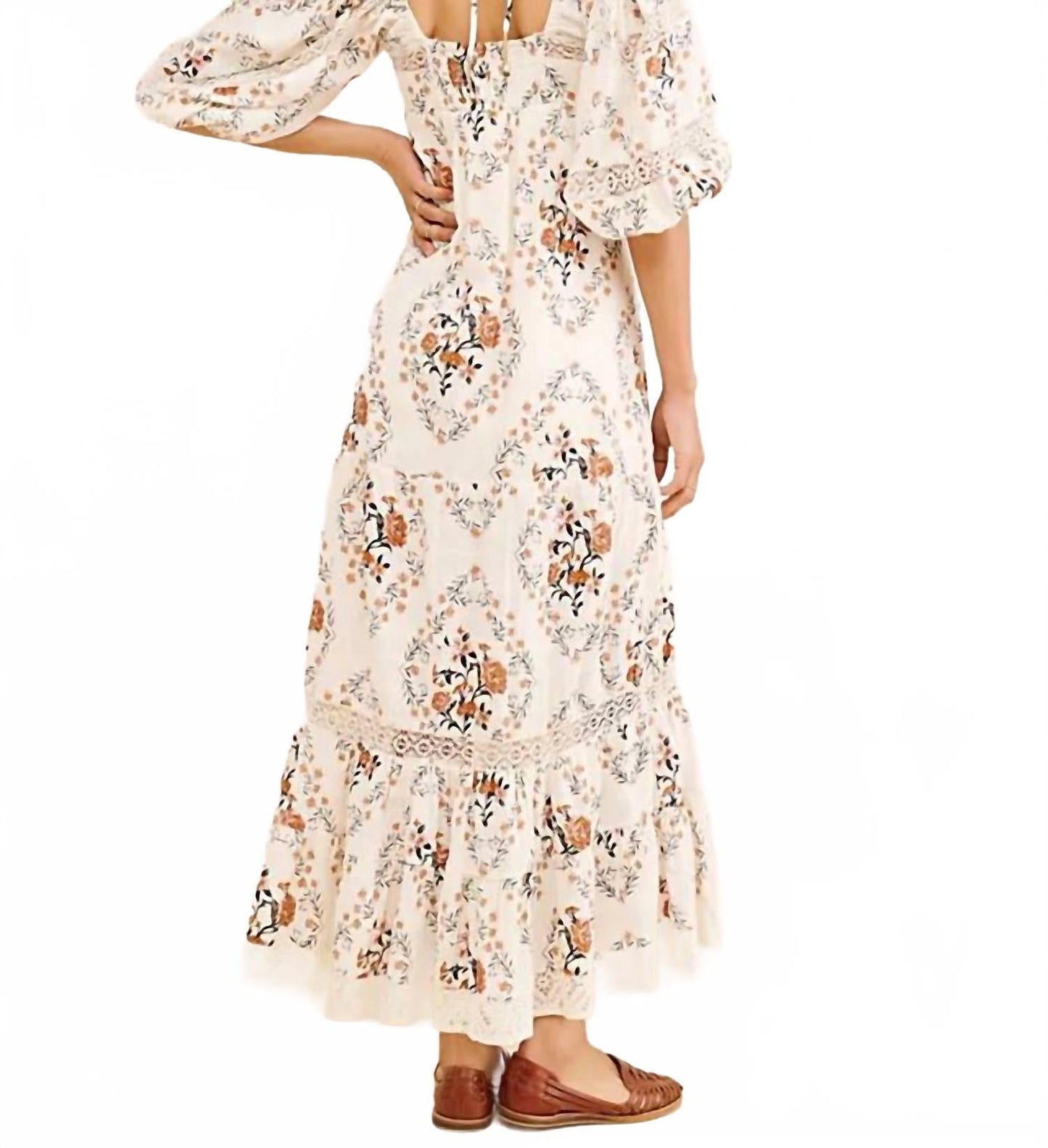 Vestido largo con estampado color beige
