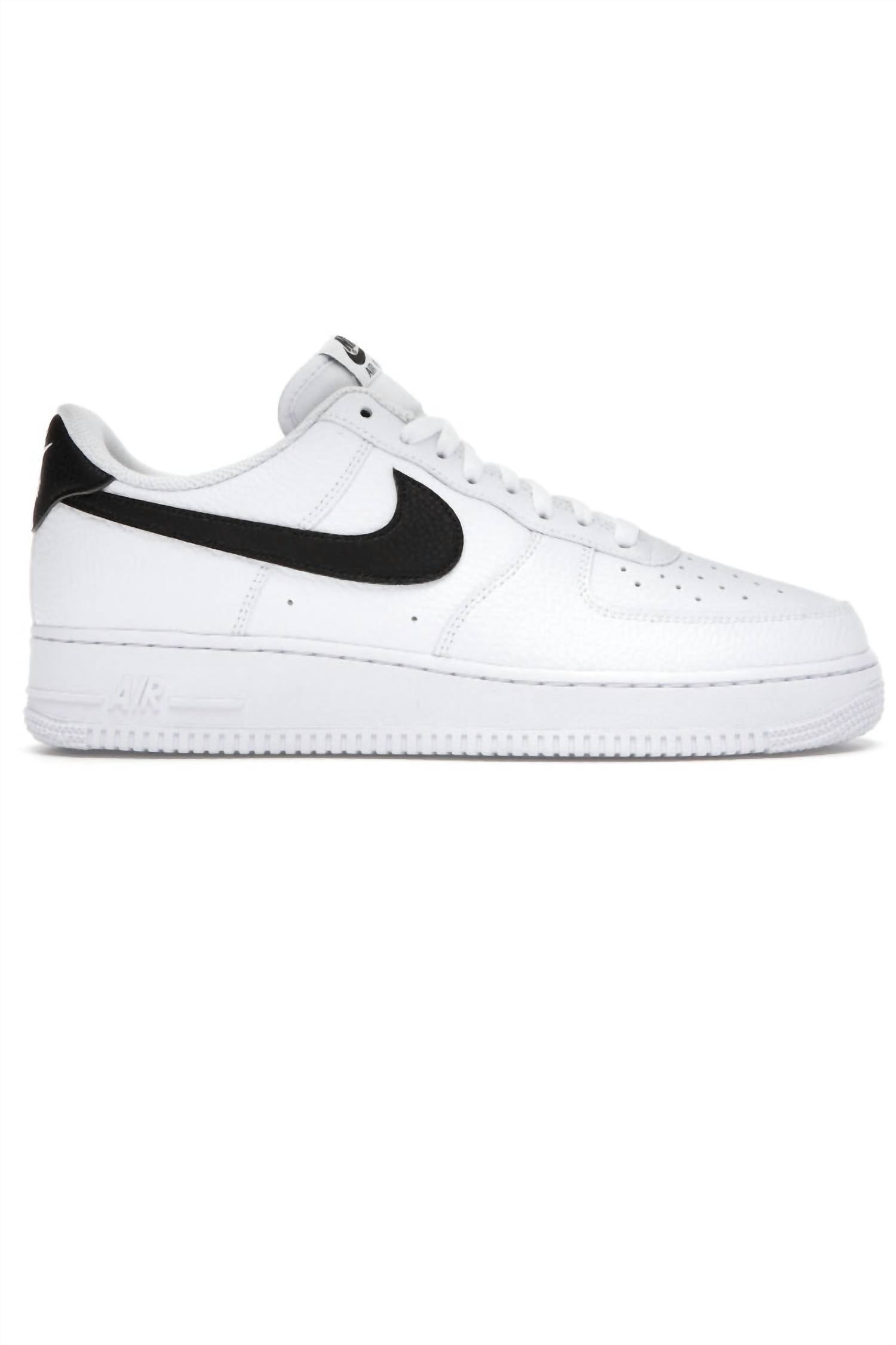 Tenis de mujer color negro y blanco