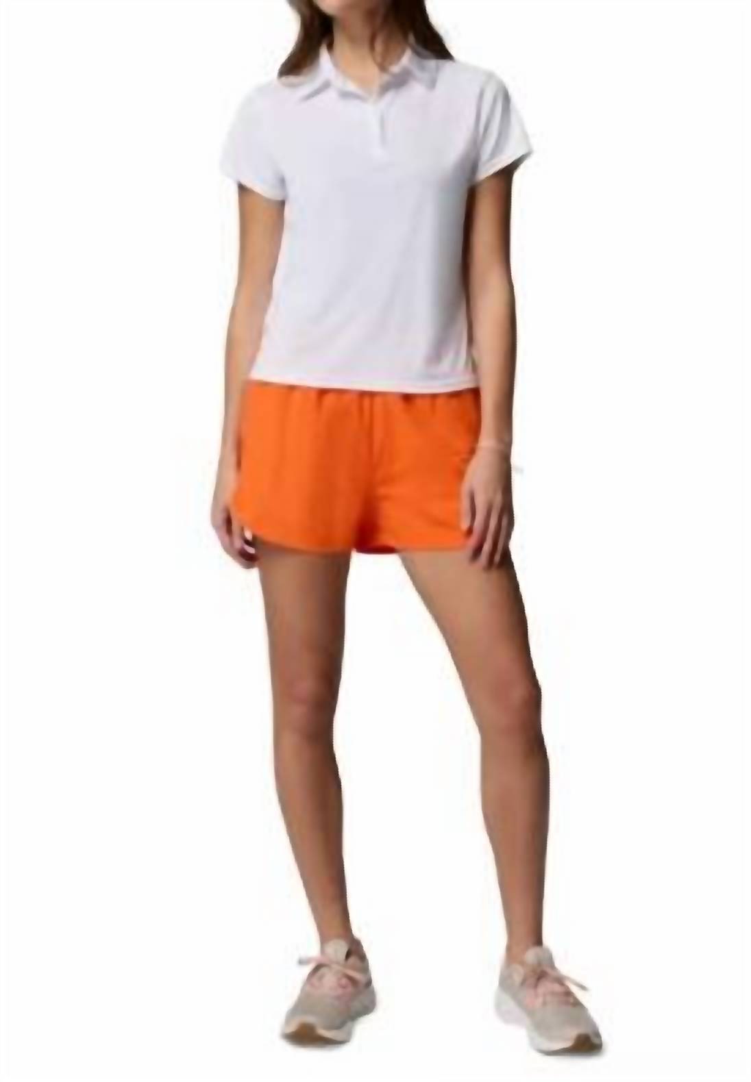 Short color naranja