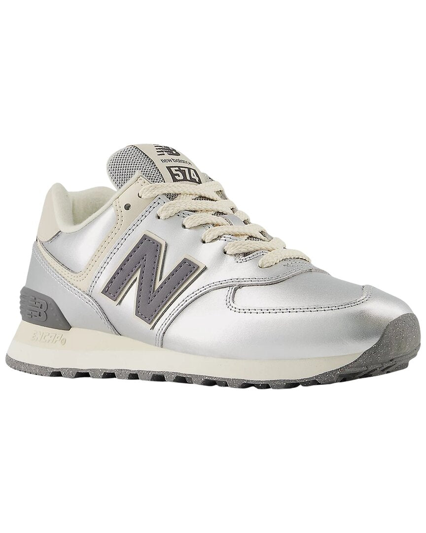 Tenis de gamuza