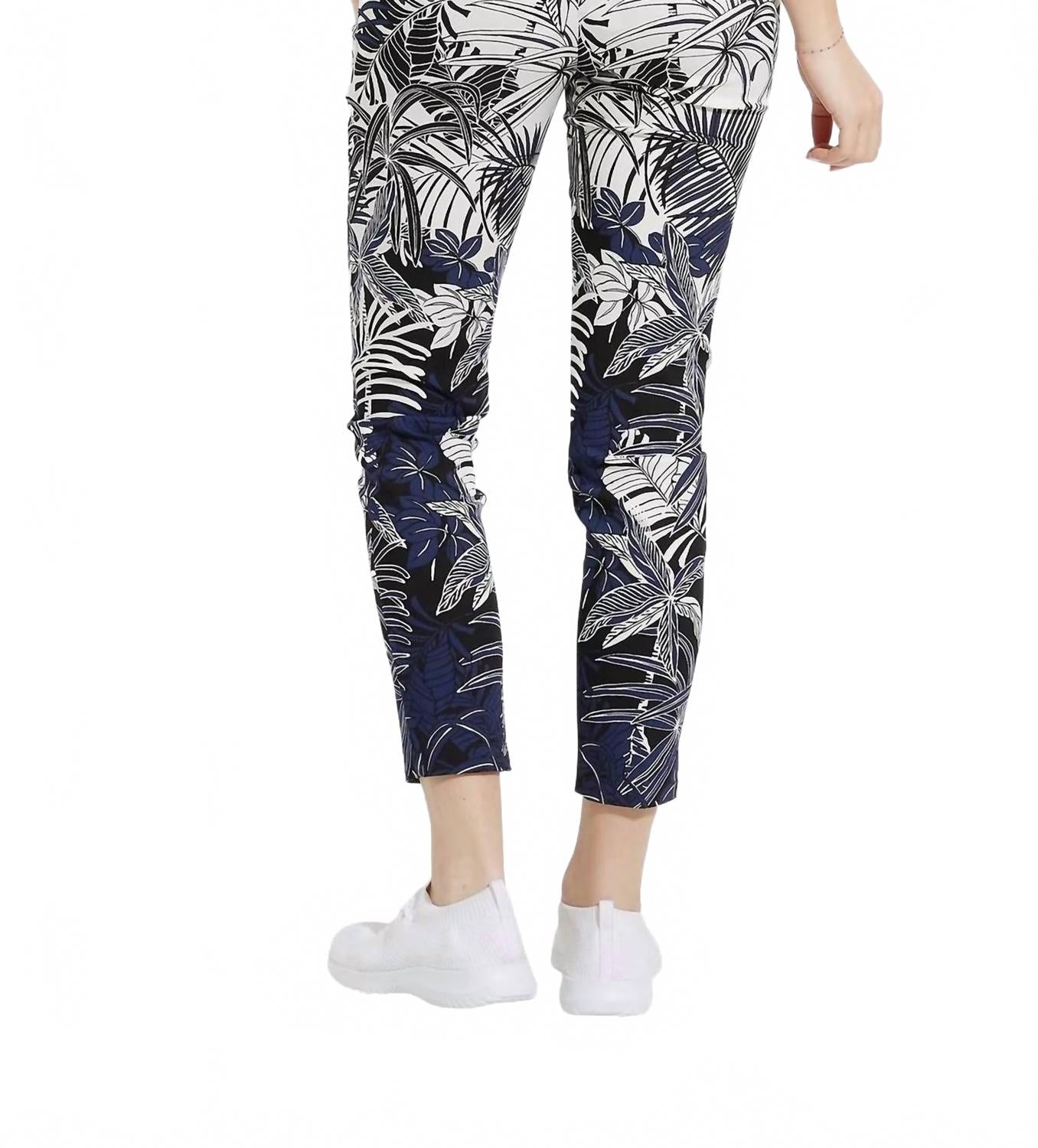 Pantalón de corte ajustado