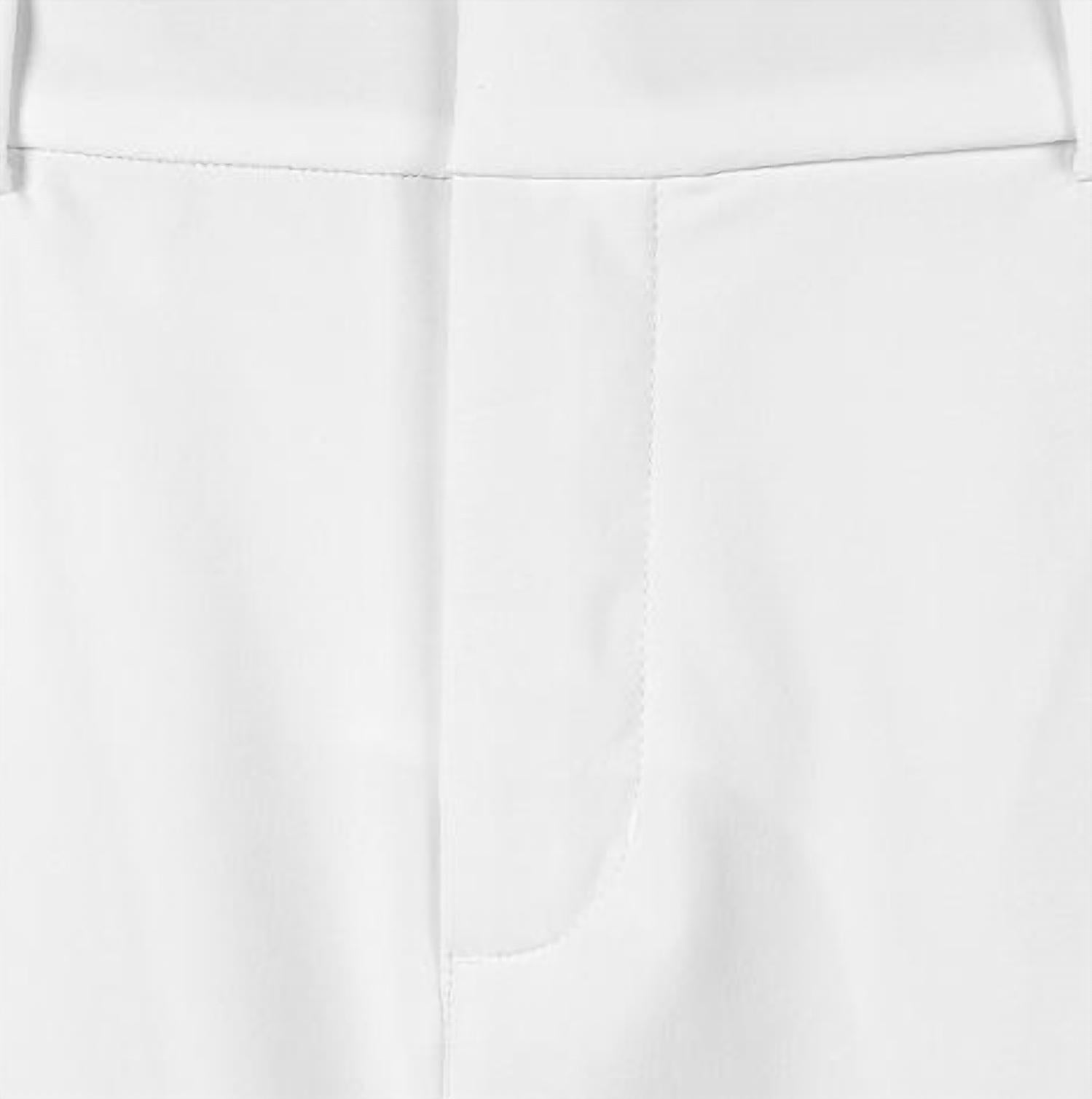 Short de hombre color blanco