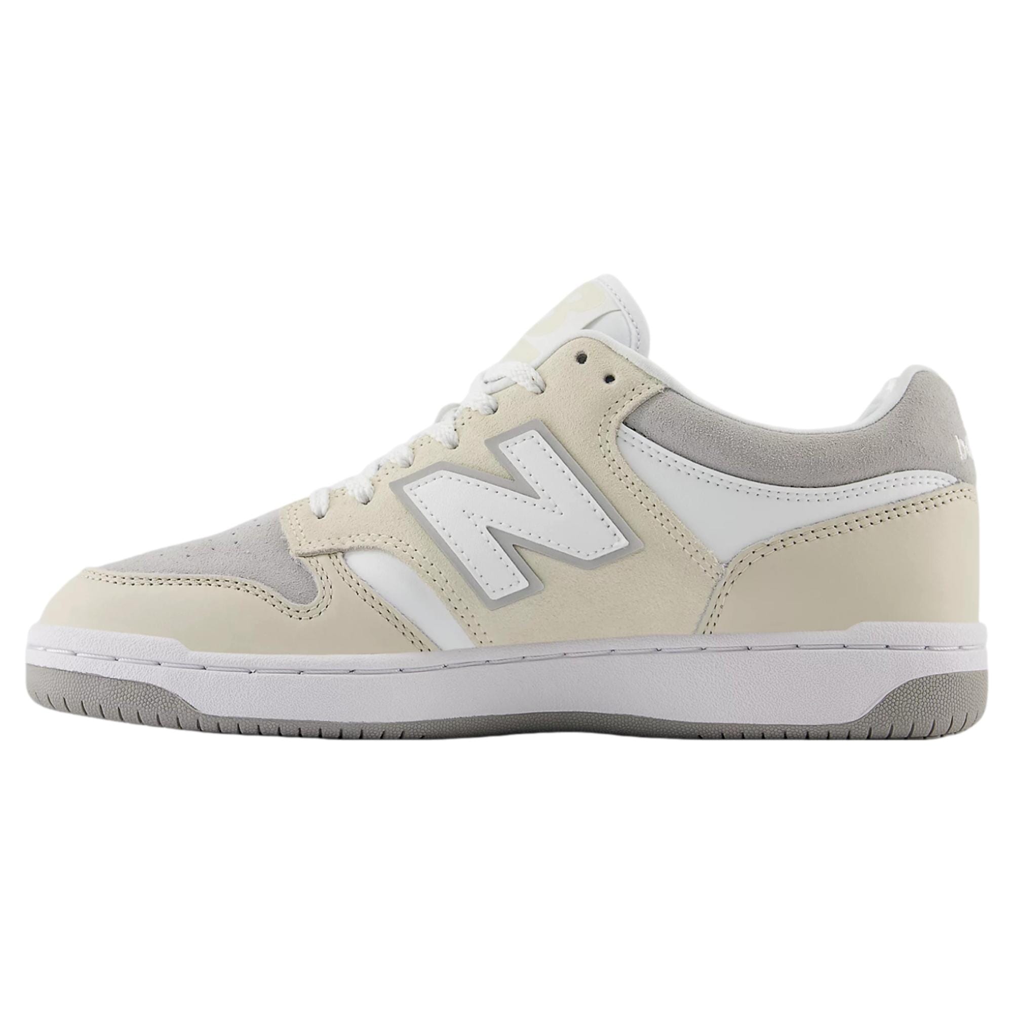 Calzado de hombre color gris y beige