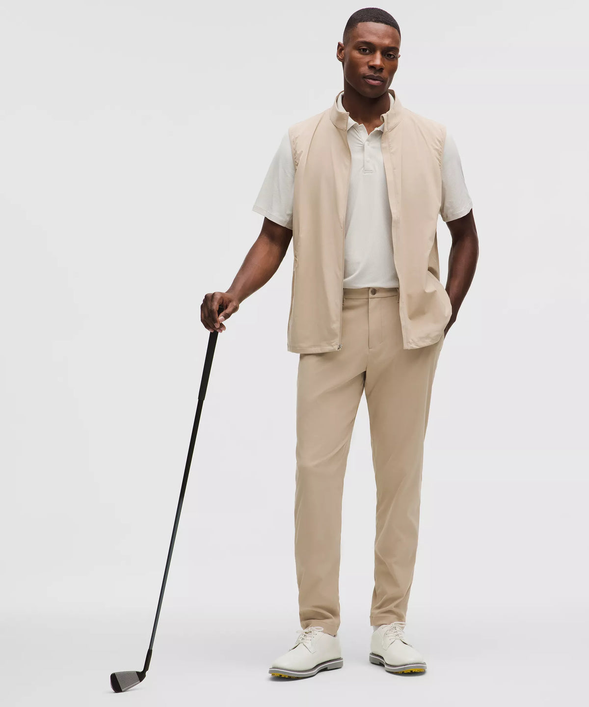 Pantalón de corte ajustado