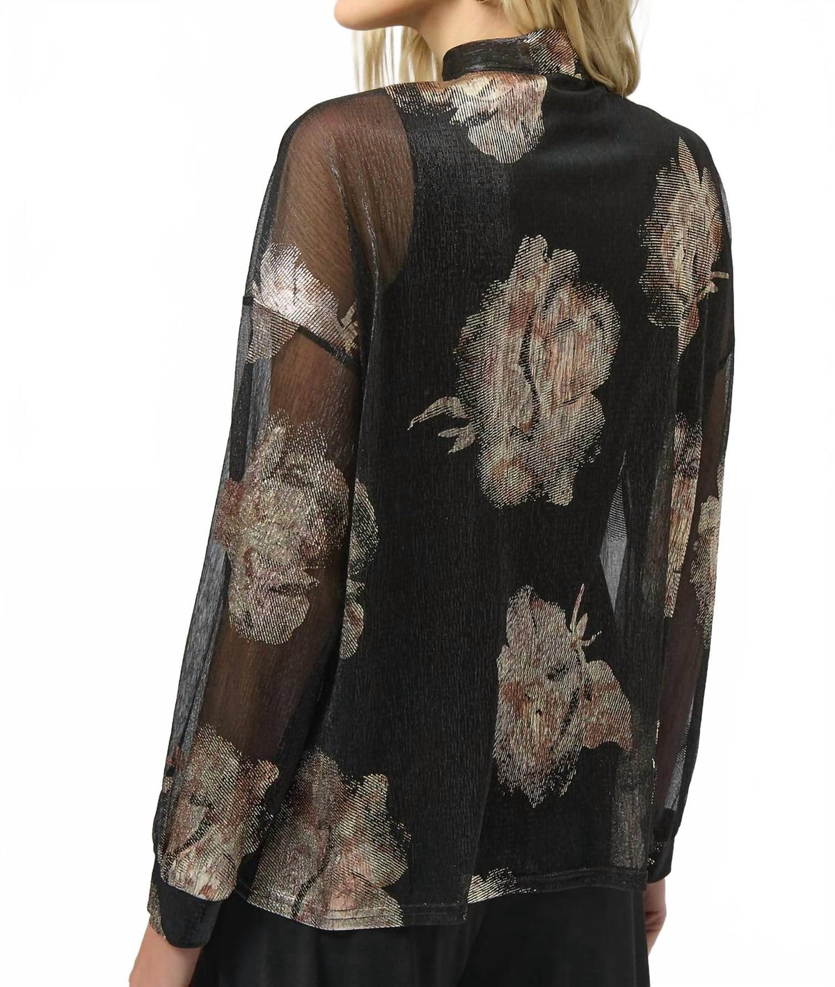 Top con cuello en V color negro