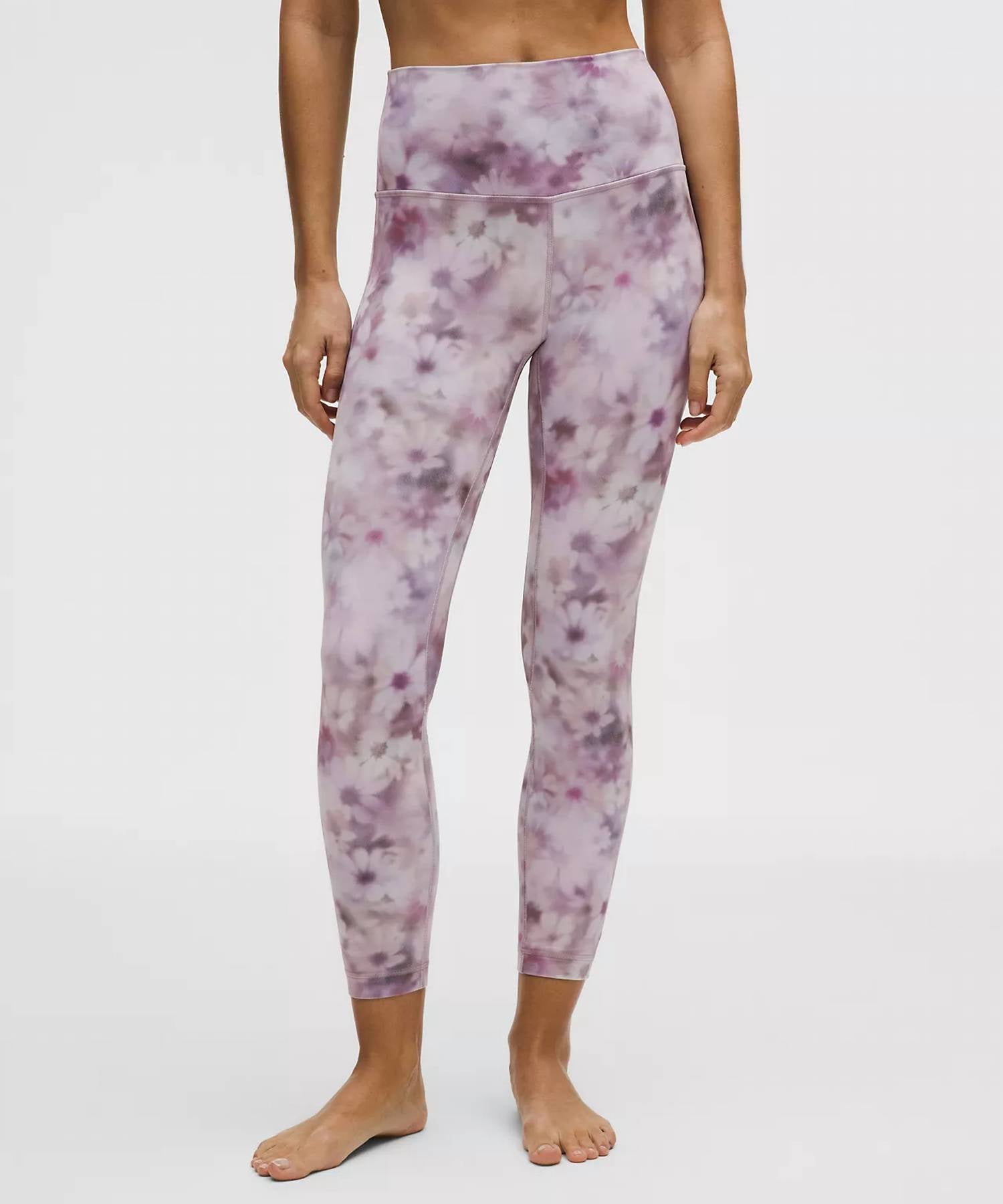 Pantalón de tiro alto color violeta