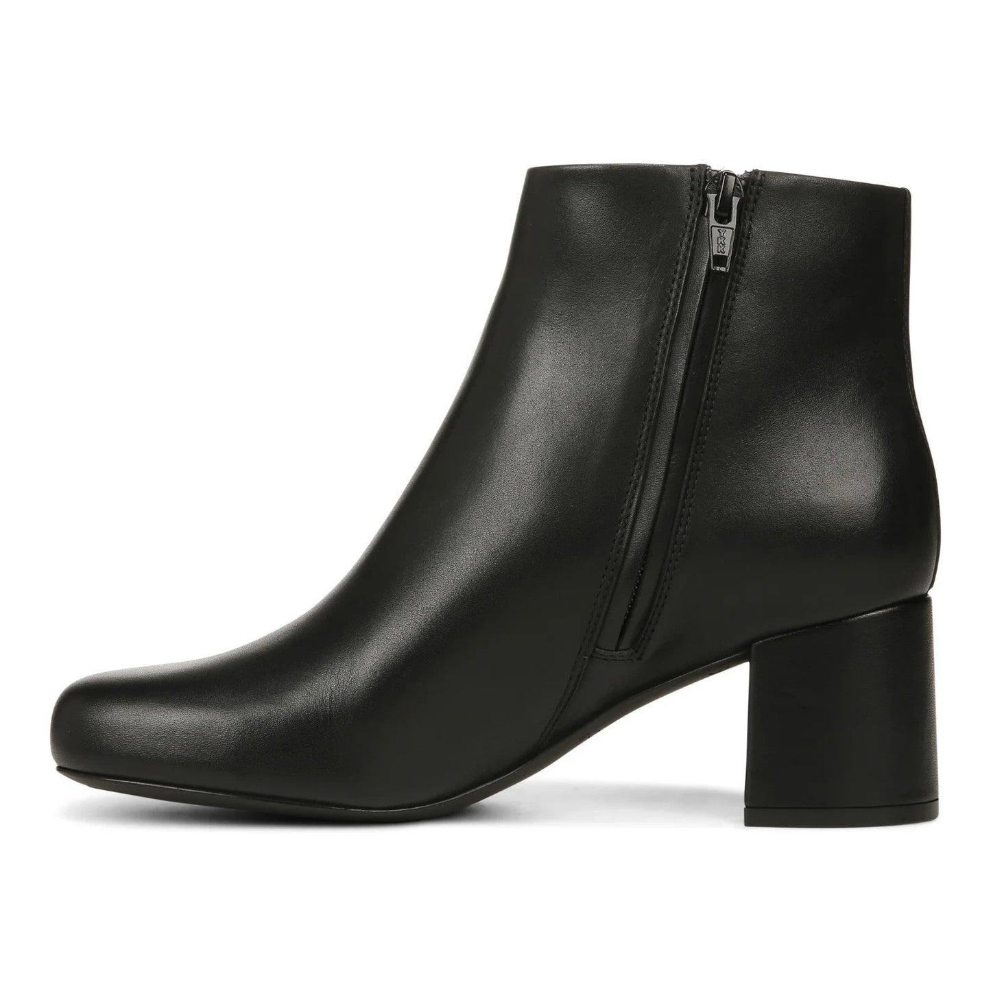 Botines de mujer de cuero color negro