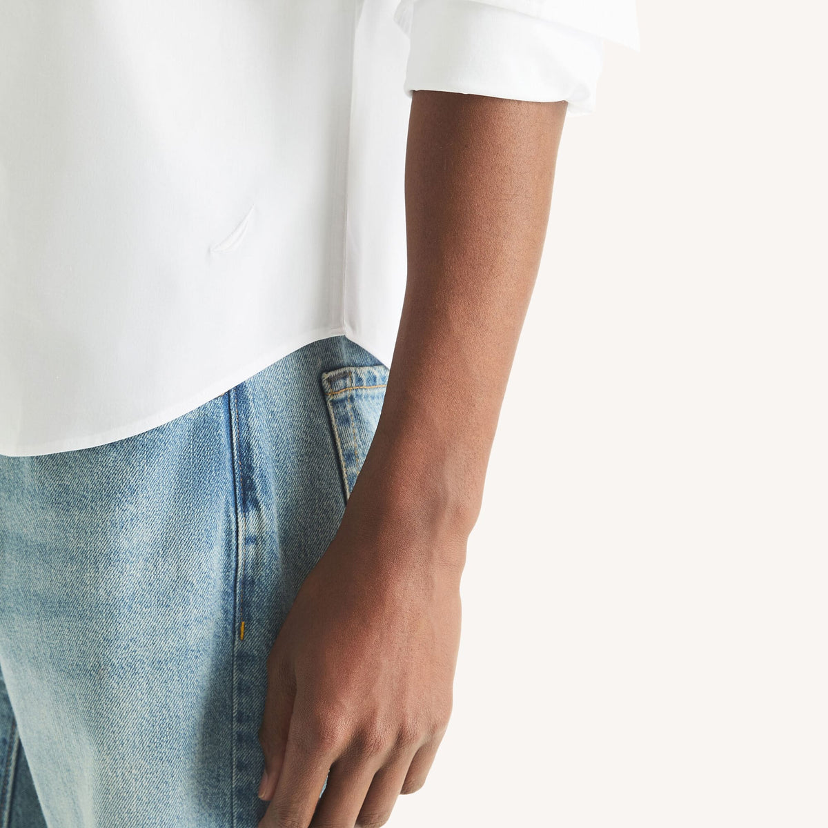 Camisa de hombre de corte ajustado