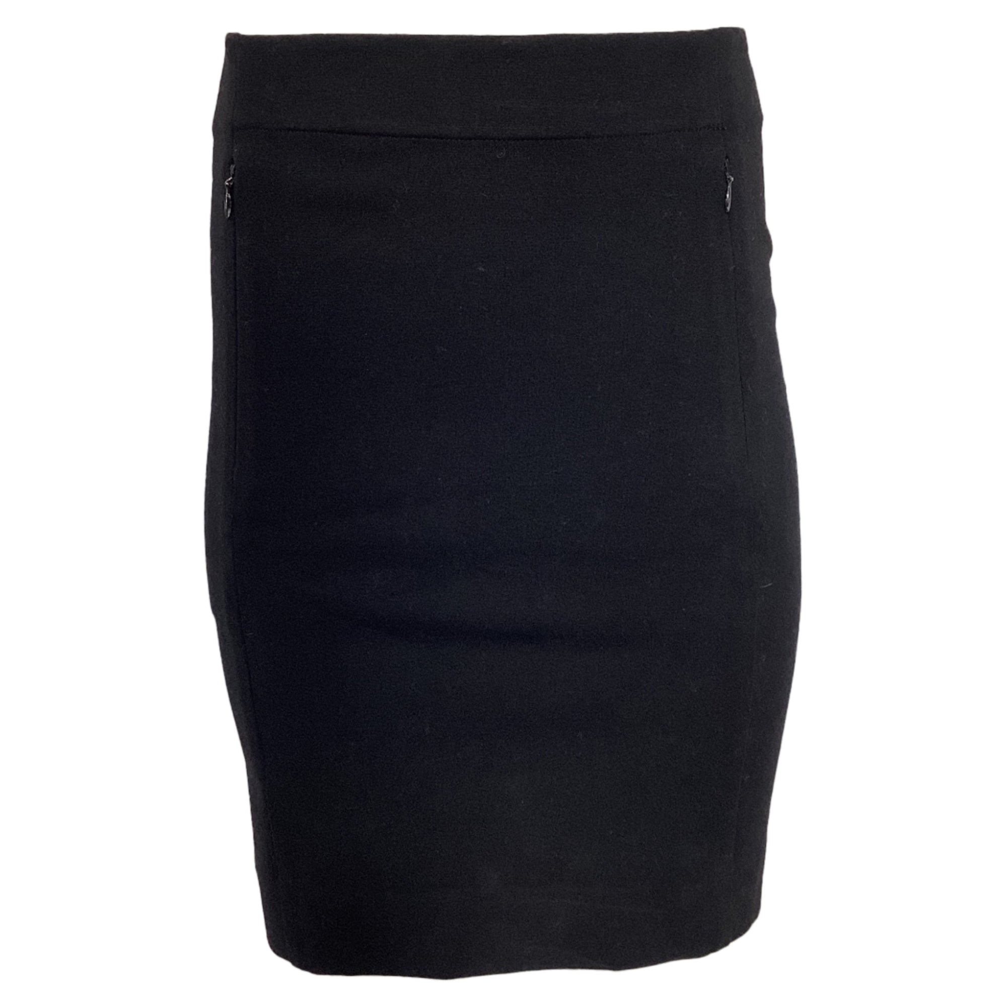 Falda corta color negro