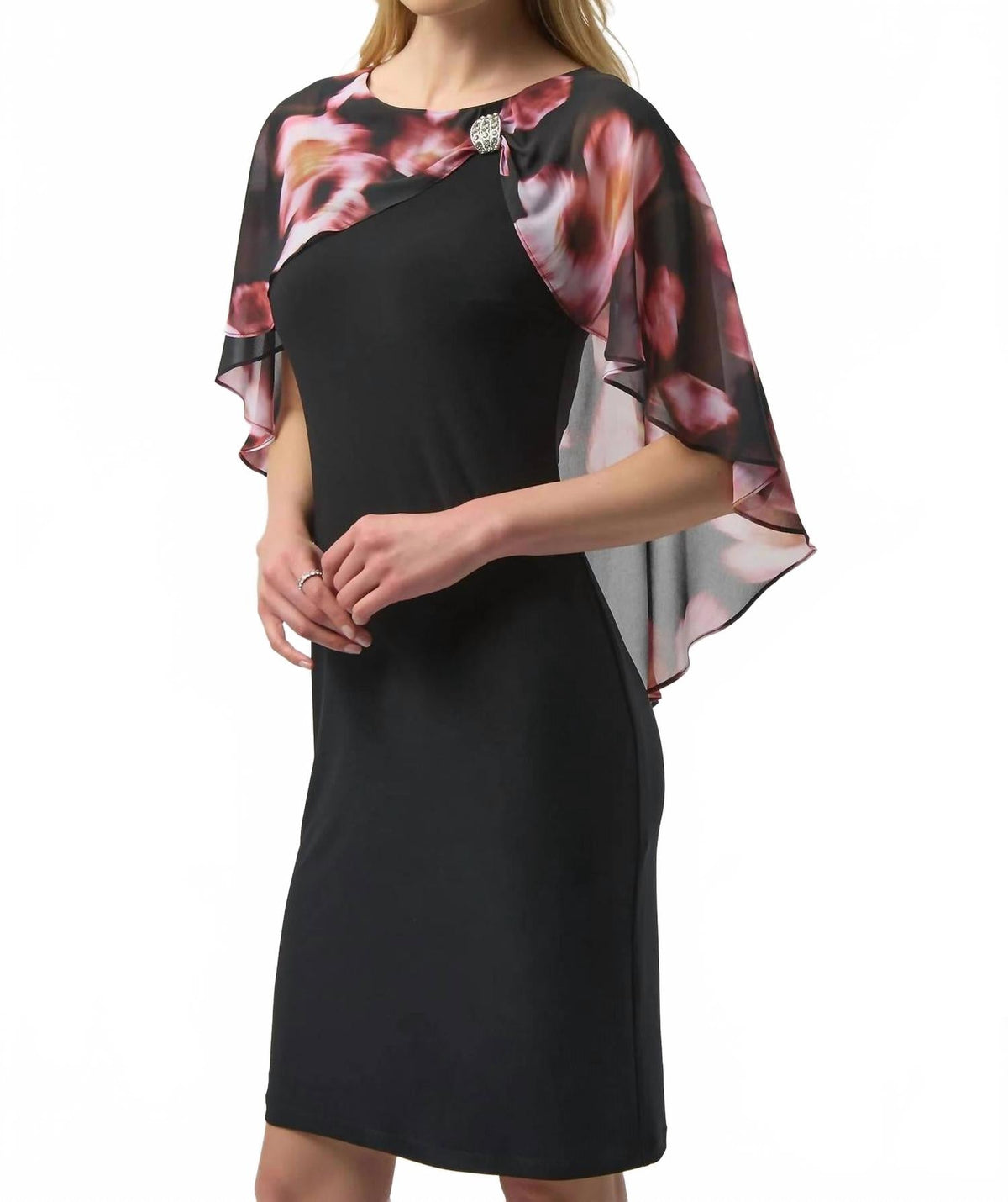 Capa de gasa color negro