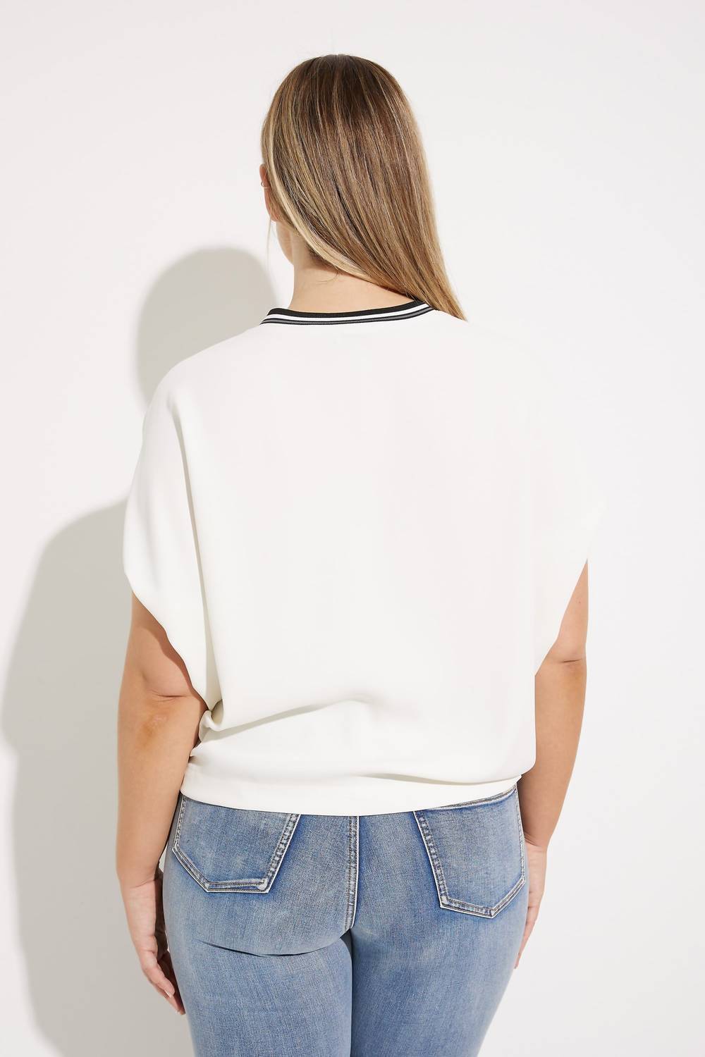Top a rayas color blanco