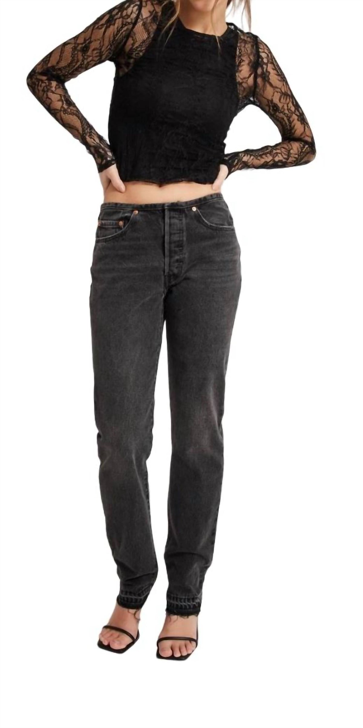 Jean color negro