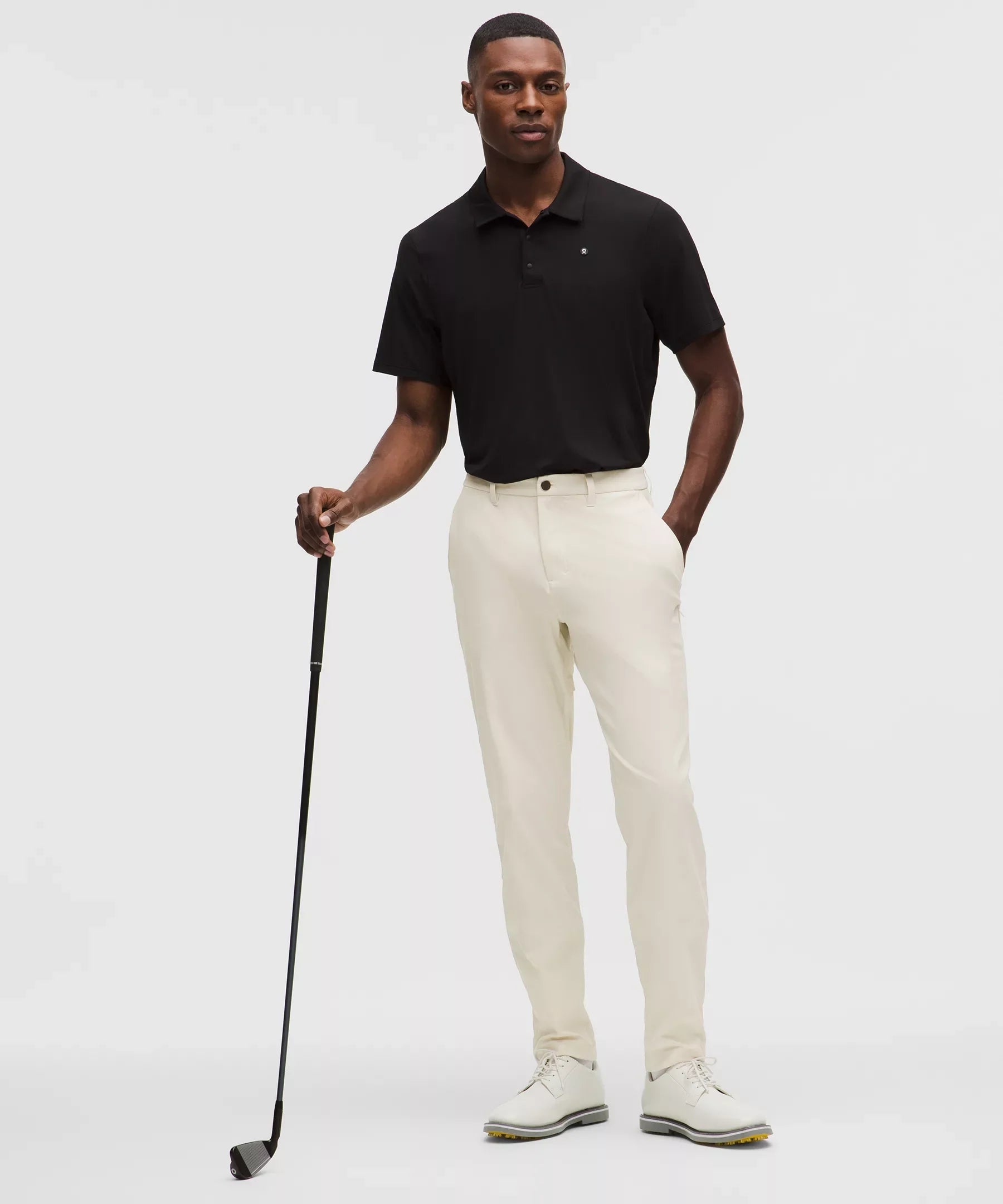 Pantalón de corte ajustado