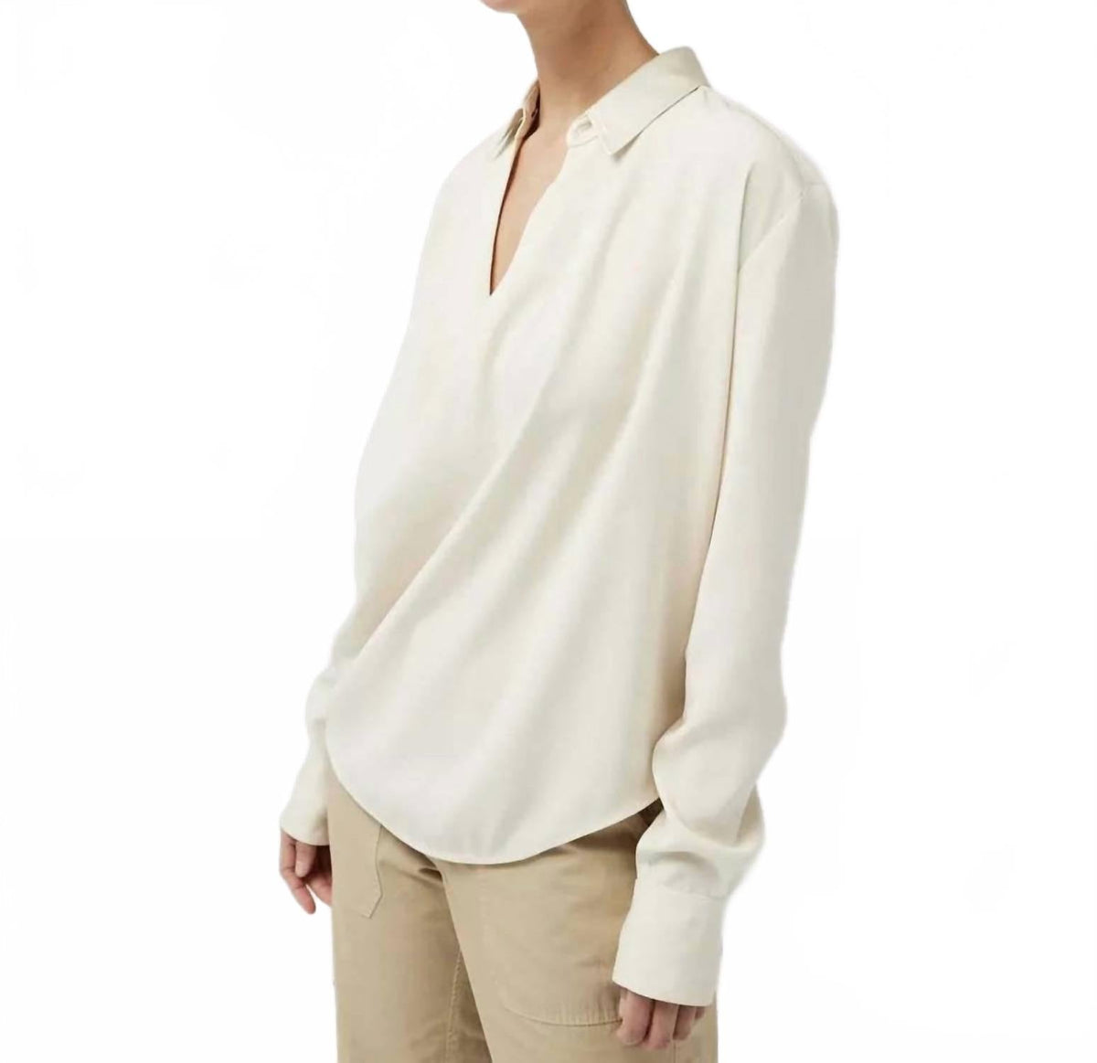 Blusa de satén color crema