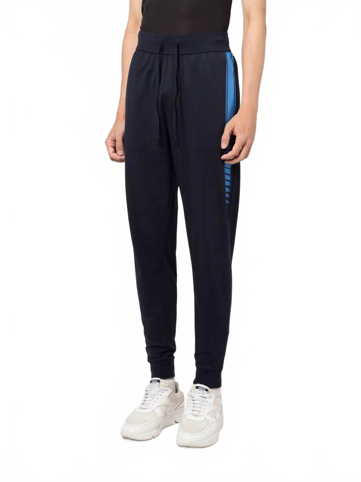 Pantalón color azul marino