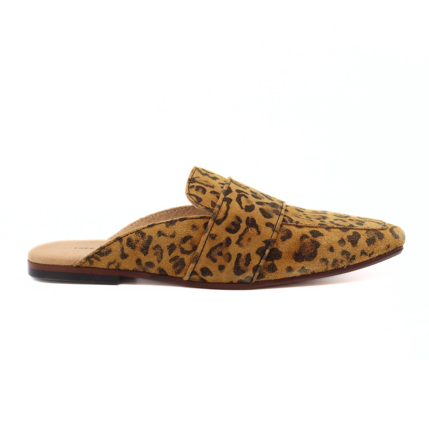 Zapatos destalonados de mujer de gamuza