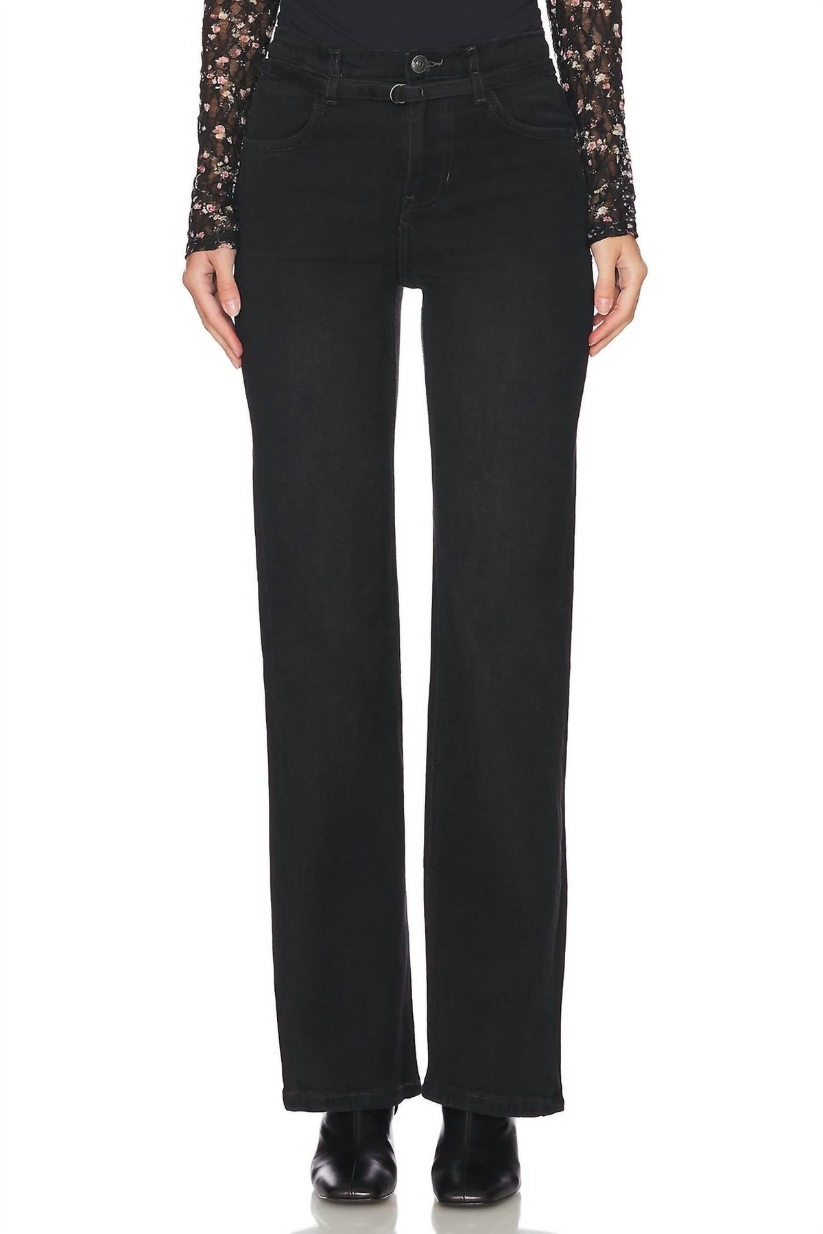 Jean color negro