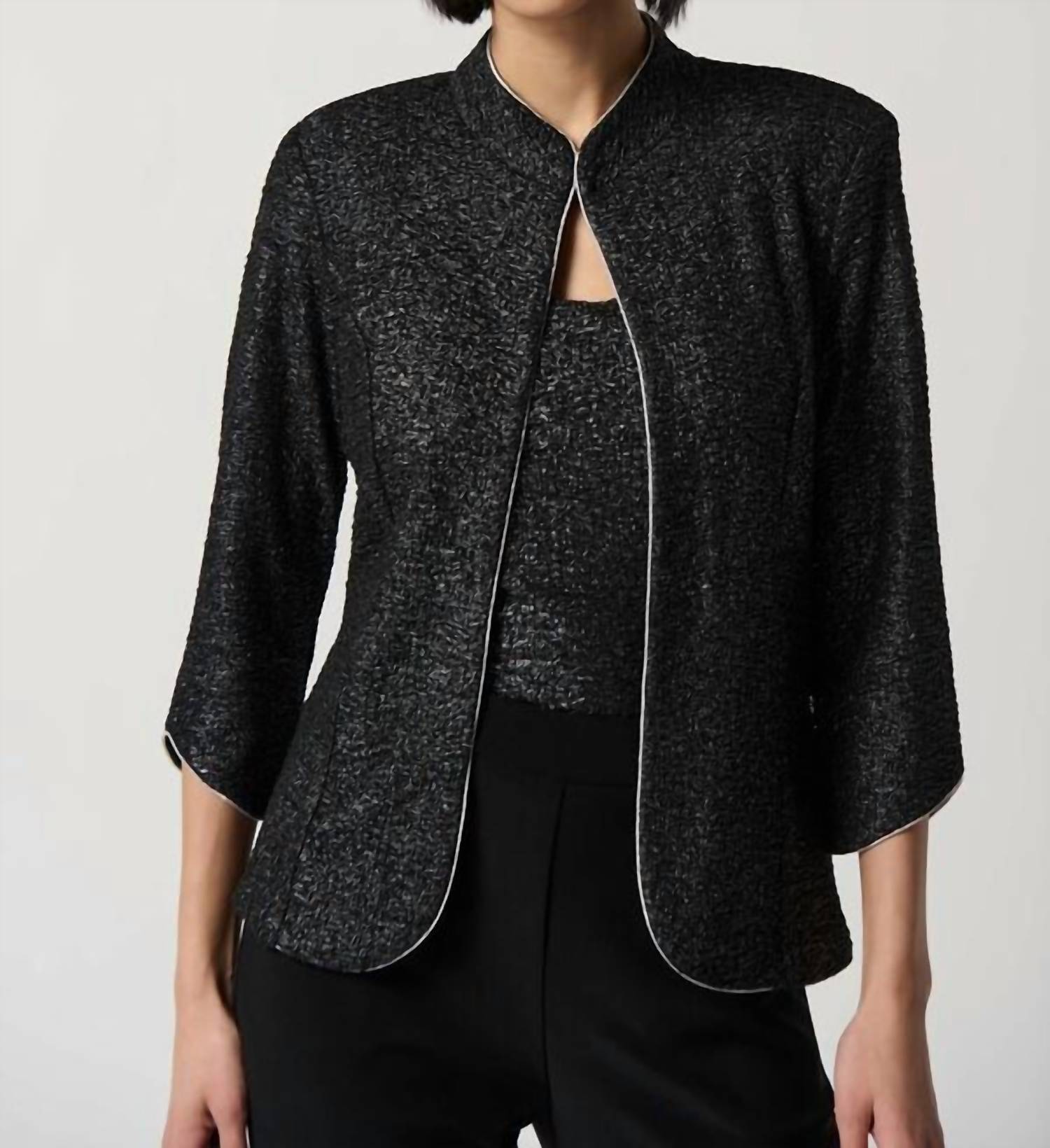 Top color negro y plateado