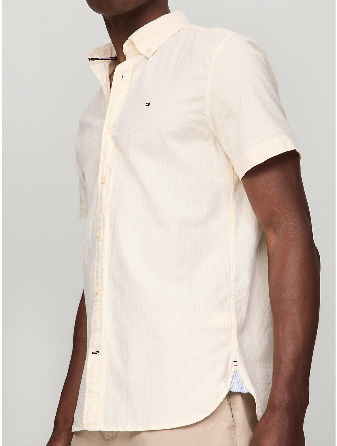 Camisa de hombre de manga corta a rayas
