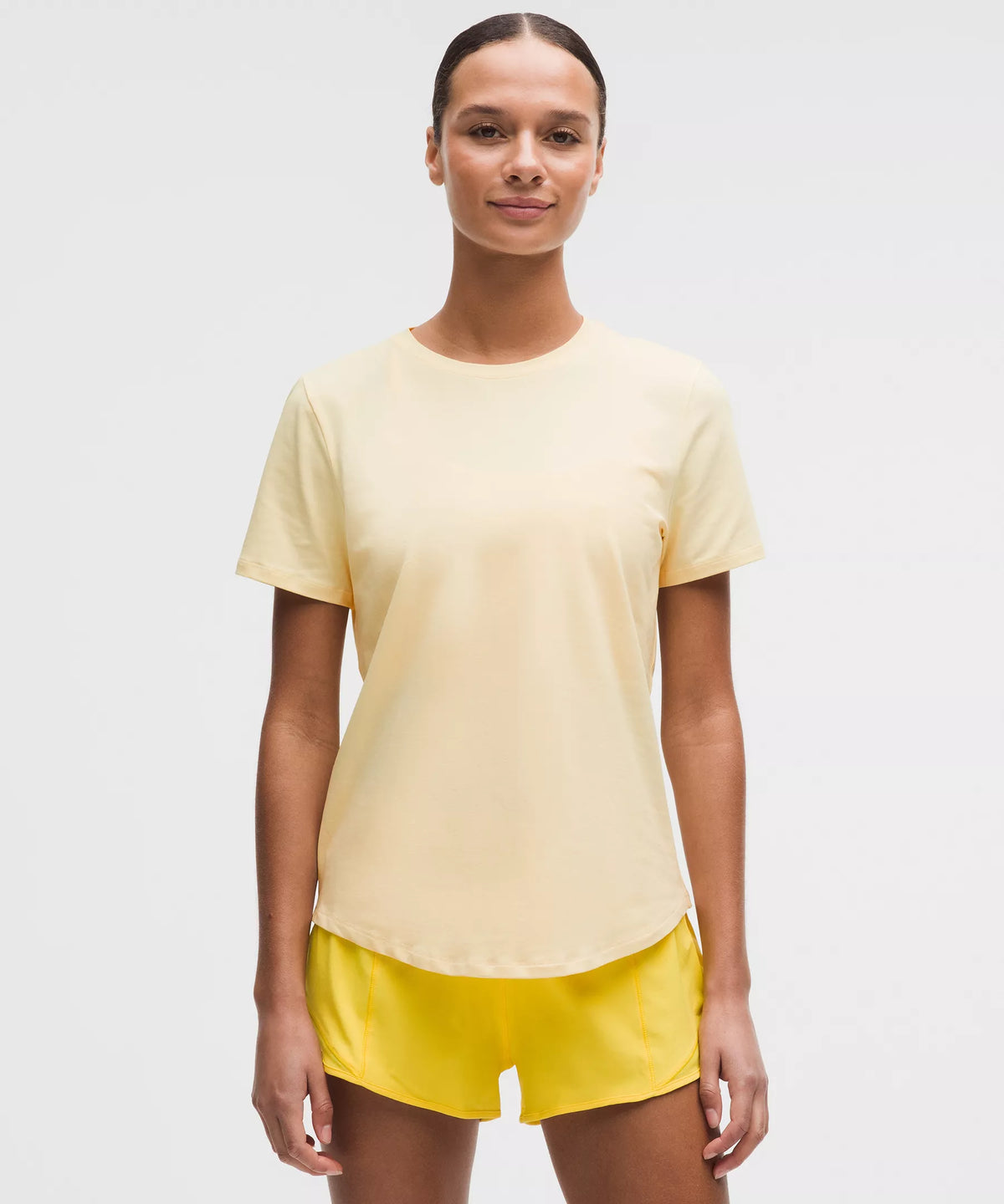 Camiseta con cuello redondo