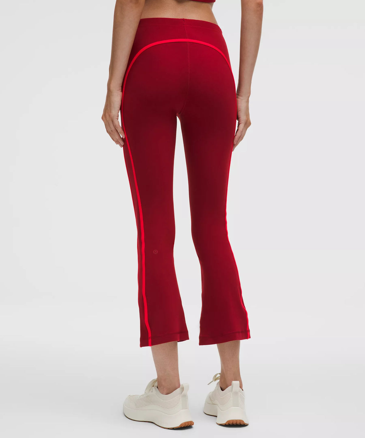 Pantalón de tiro medio