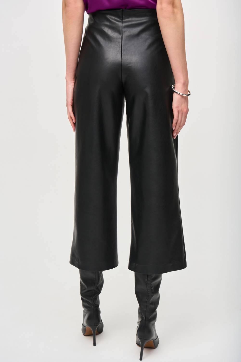 Pantalón color negro