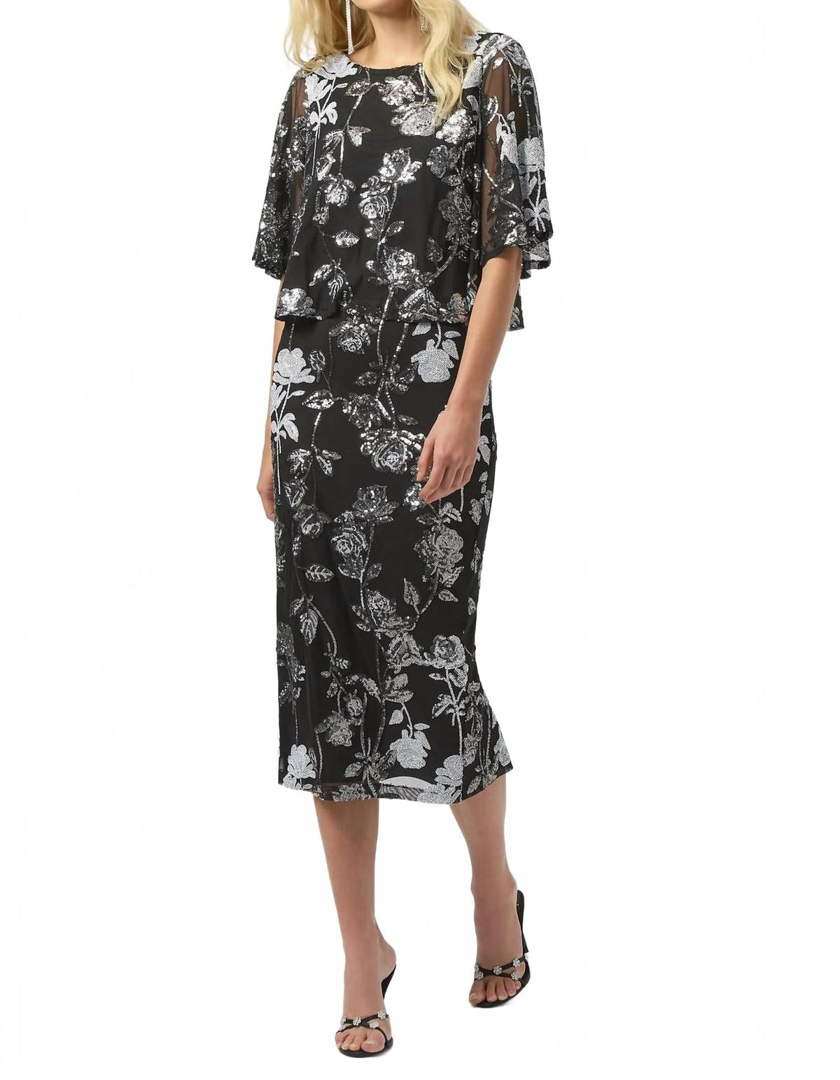 Falda midi con estampado floral con lentejuelas color negro